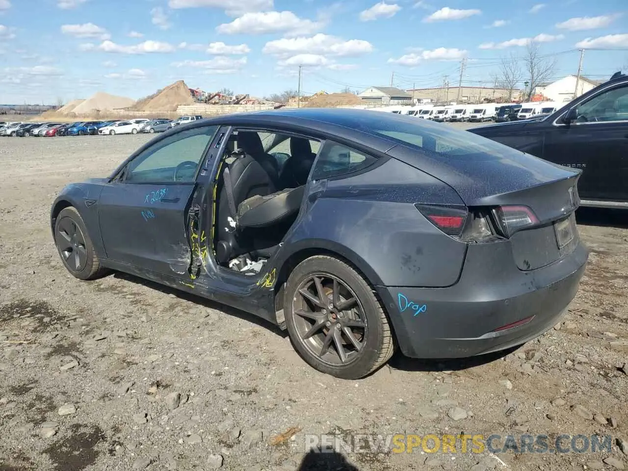 2 fotografías del automóvil dañado 5YJ3E1EB7NF257549 TESLA MODEL 3 2022