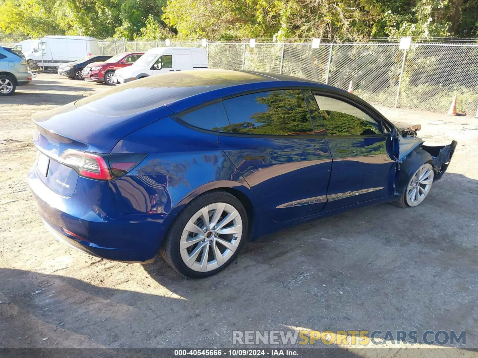4 fotografías del automóvil dañado 5YJ3E1EB7NF289420 TESLA MODEL 3 2022