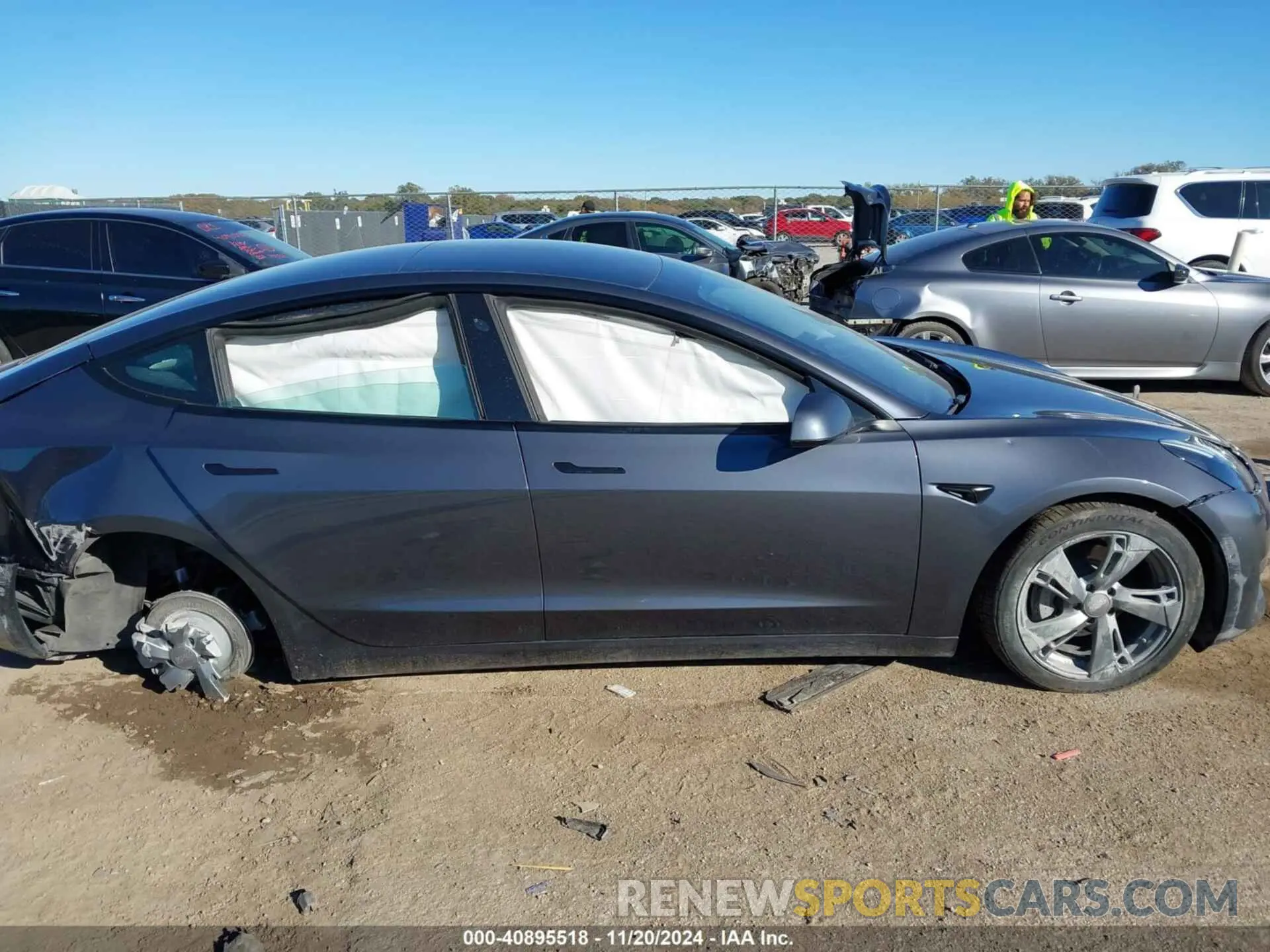 12 fotografías del automóvil dañado 5YJ3E1EB7NF342276 TESLA MODEL 3 2022