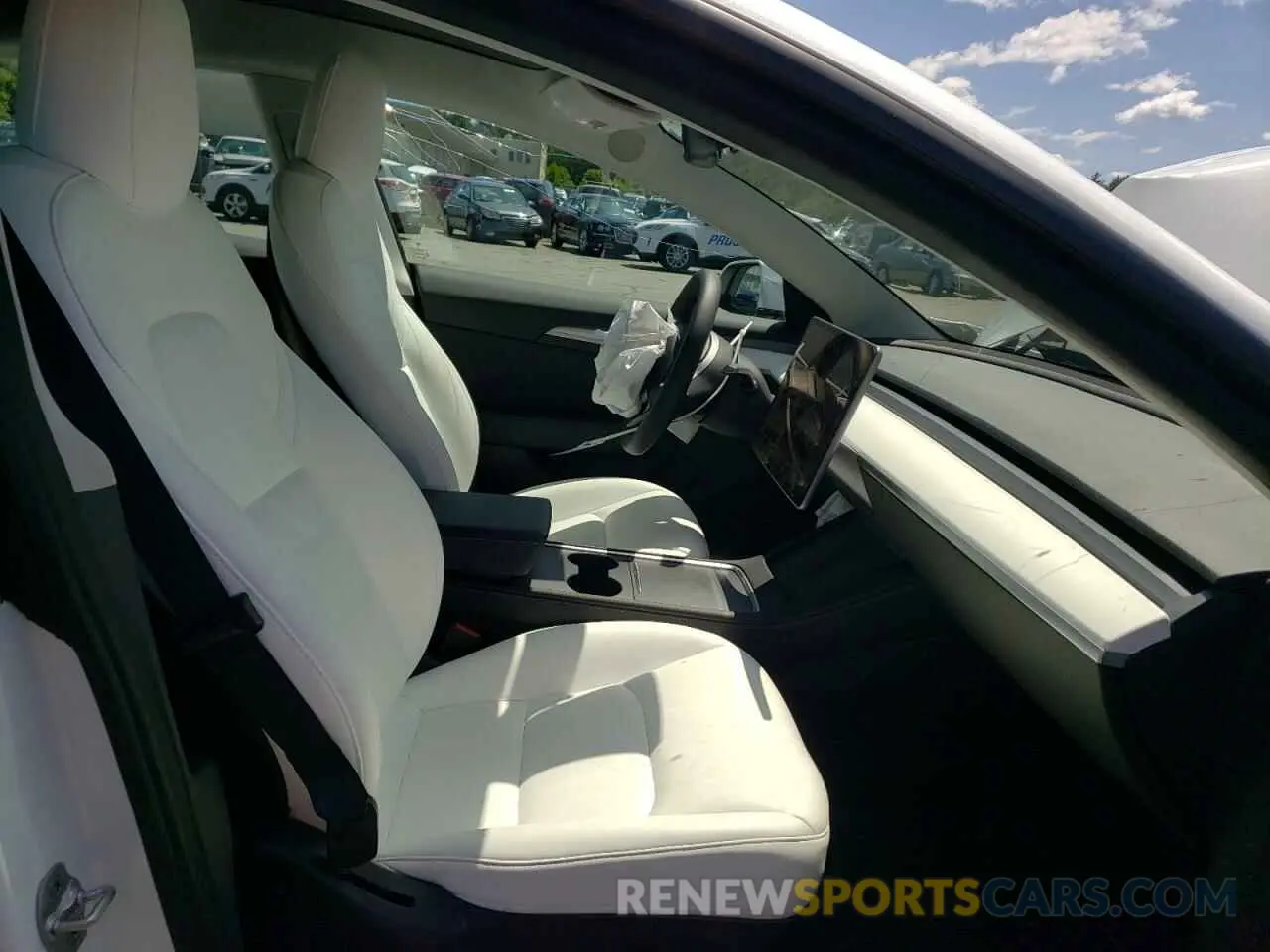 5 fotografías del automóvil dañado 5YJ3E1EB8NF119213 TESLA MODEL 3 2022