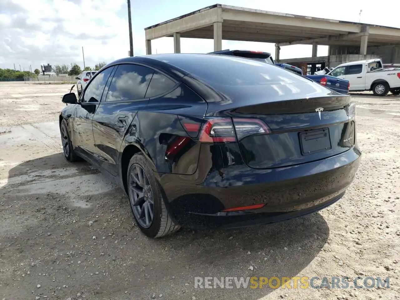 3 fotografías del automóvil dañado 5YJ3E1EB8NF152387 TESLA MODEL 3 2022