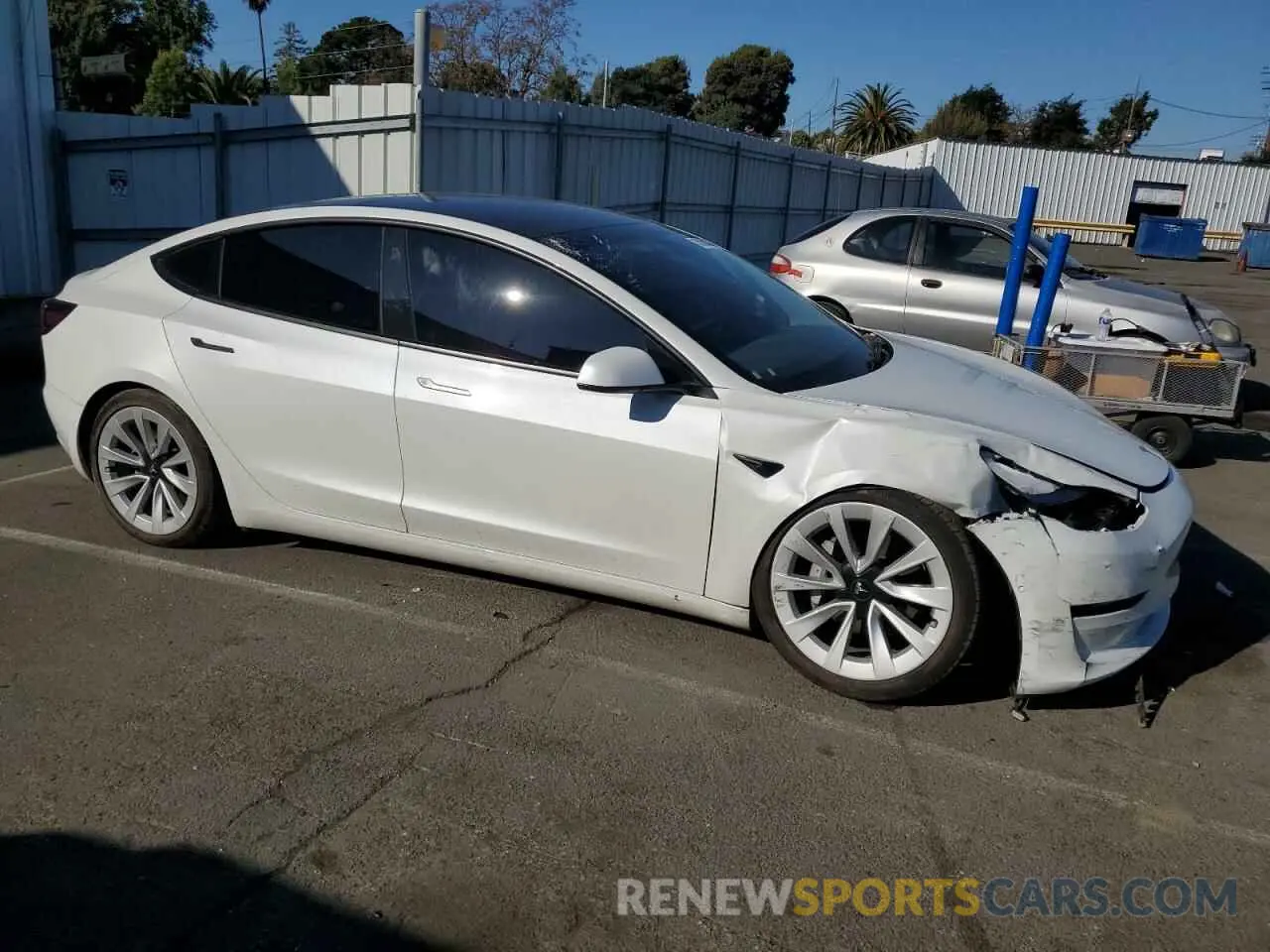 4 fotografías del automóvil dañado 5YJ3E1EB8NF166211 TESLA MODEL 3 2022