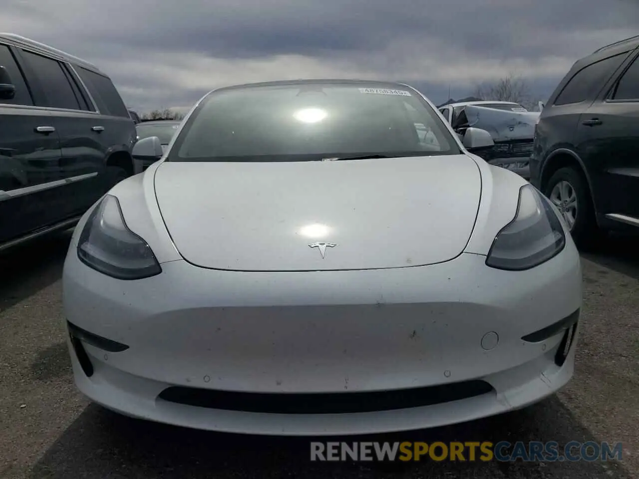 5 fotografías del automóvil dañado 5YJ3E1EB8NF169819 TESLA MODEL 3 2022