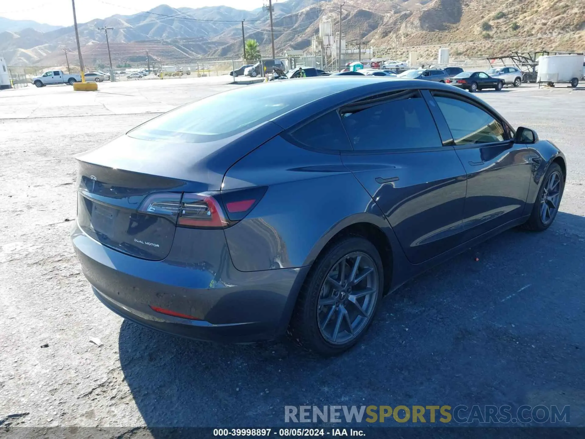 4 fotografías del automóvil dañado 5YJ3E1EB8NF206593 TESLA MODEL 3 2022