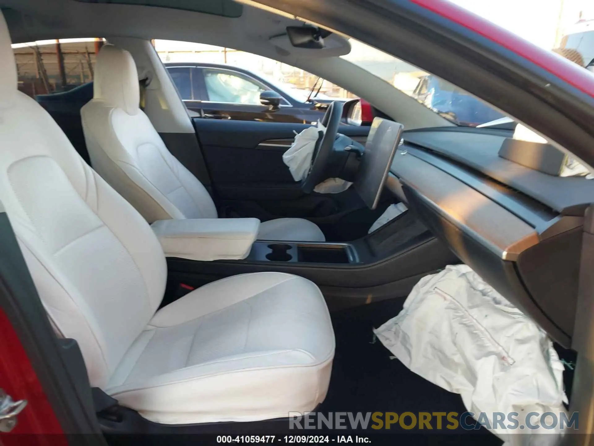 5 fotografías del automóvil dañado 5YJ3E1EB8NF213205 TESLA MODEL 3 2022