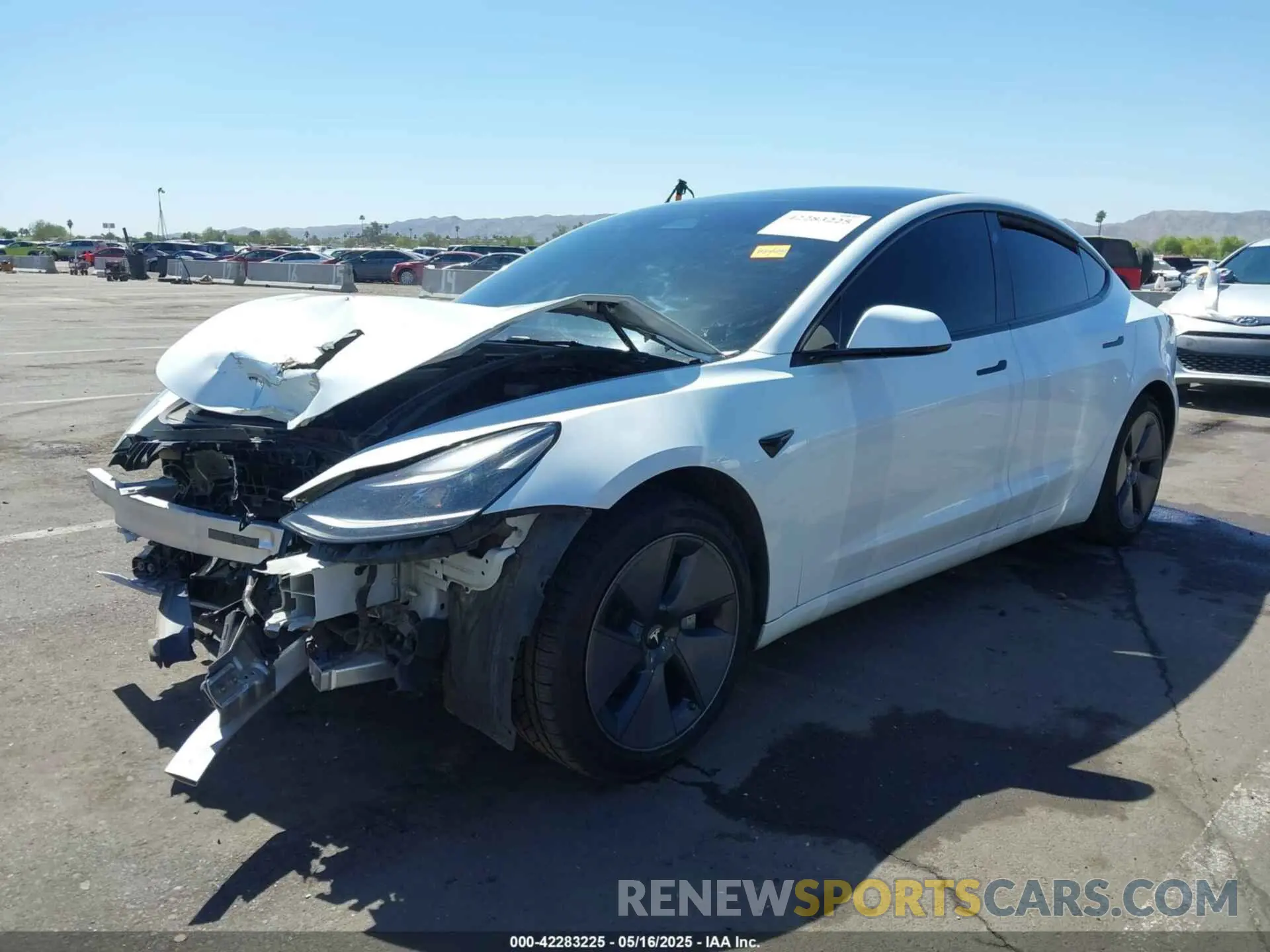 2 fotografías del automóvil dañado 5YJ3E1EB8NF228951 TESLA MODEL 3 2022