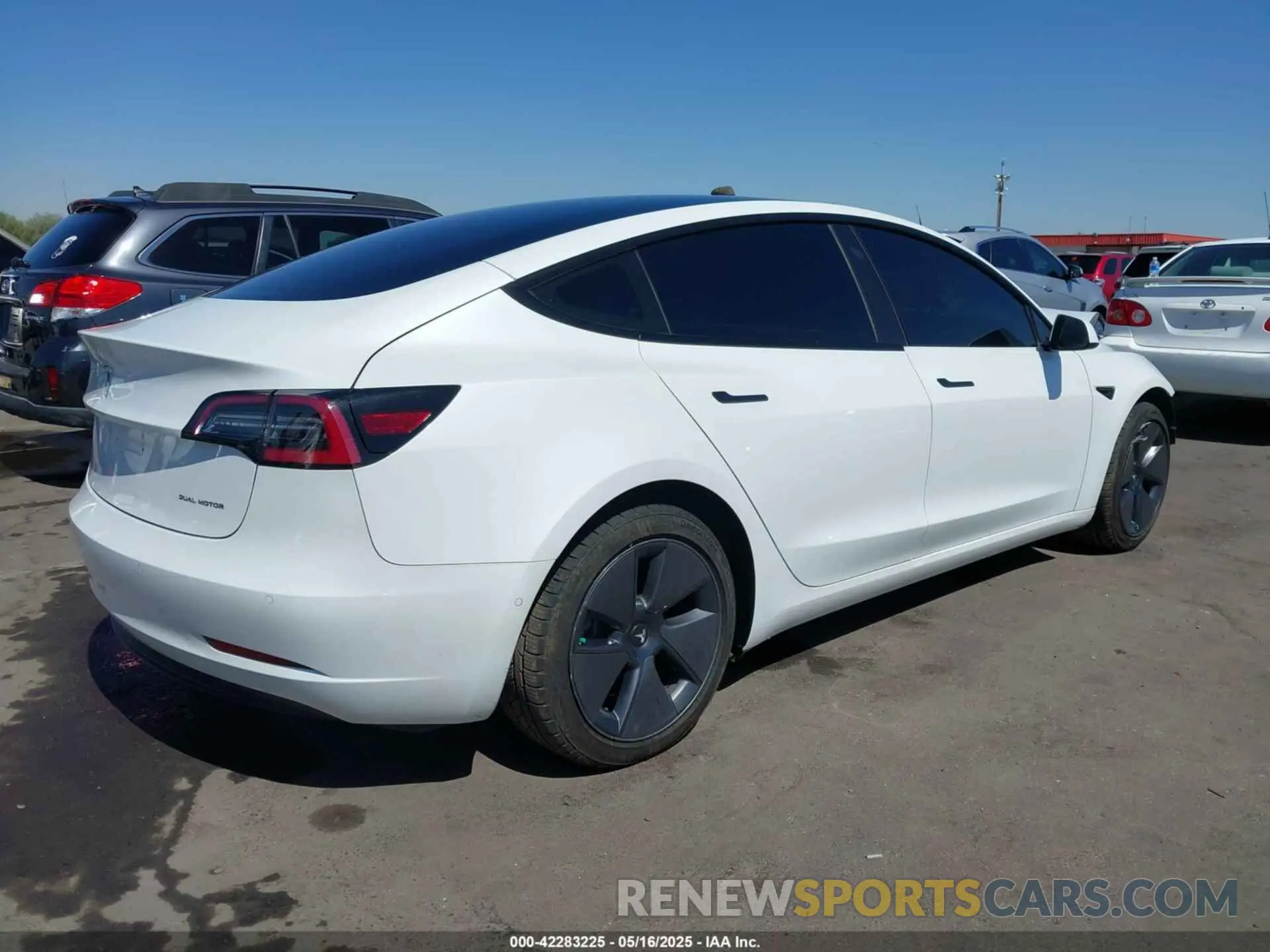 4 fotografías del automóvil dañado 5YJ3E1EB8NF228951 TESLA MODEL 3 2022