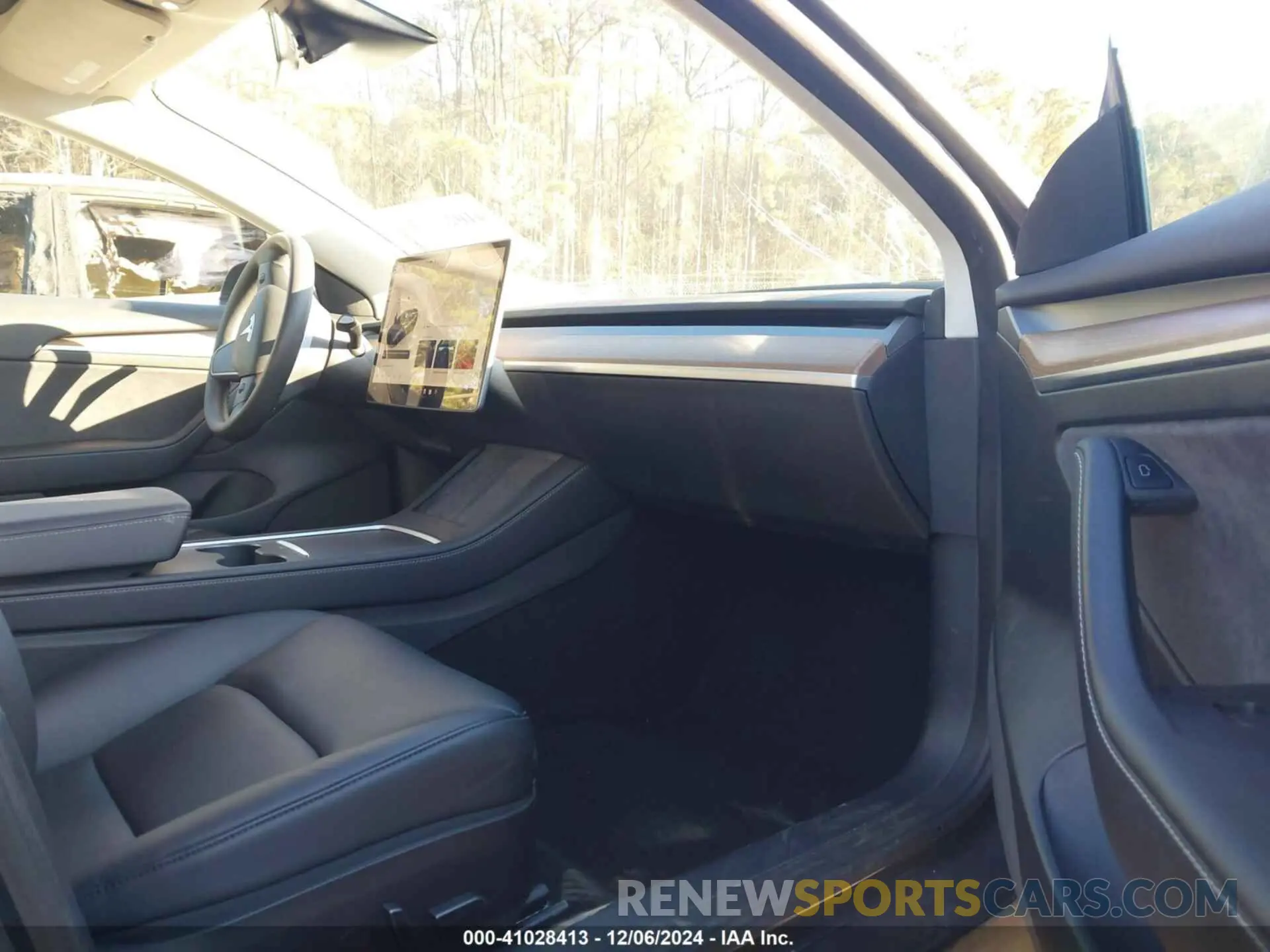 5 fotografías del automóvil dañado 5YJ3E1EB8NF255597 TESLA MODEL 3 2022