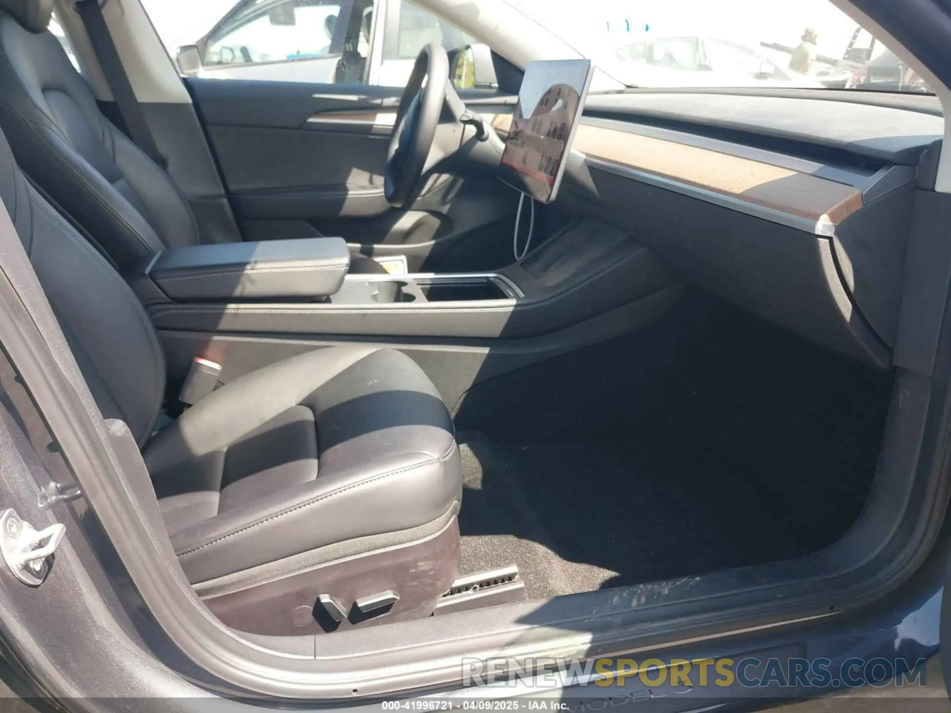 5 fotografías del automóvil dañado 5YJ3E1EB8NF262310 TESLA MODEL 3 2022