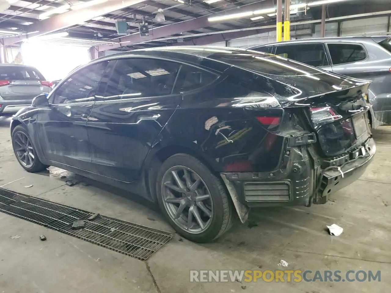 2 fotografías del automóvil dañado 5YJ3E1EB8NF277115 TESLA MODEL 3 2022