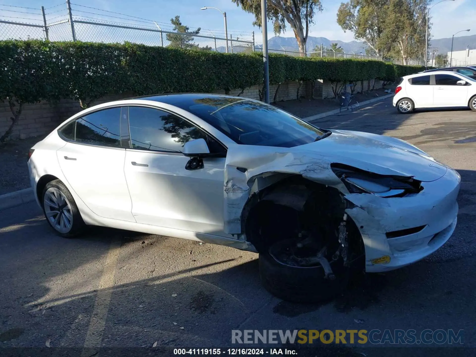 12 fotografías del automóvil dañado 5YJ3E1EB8NF296103 TESLA MODEL 3 2022