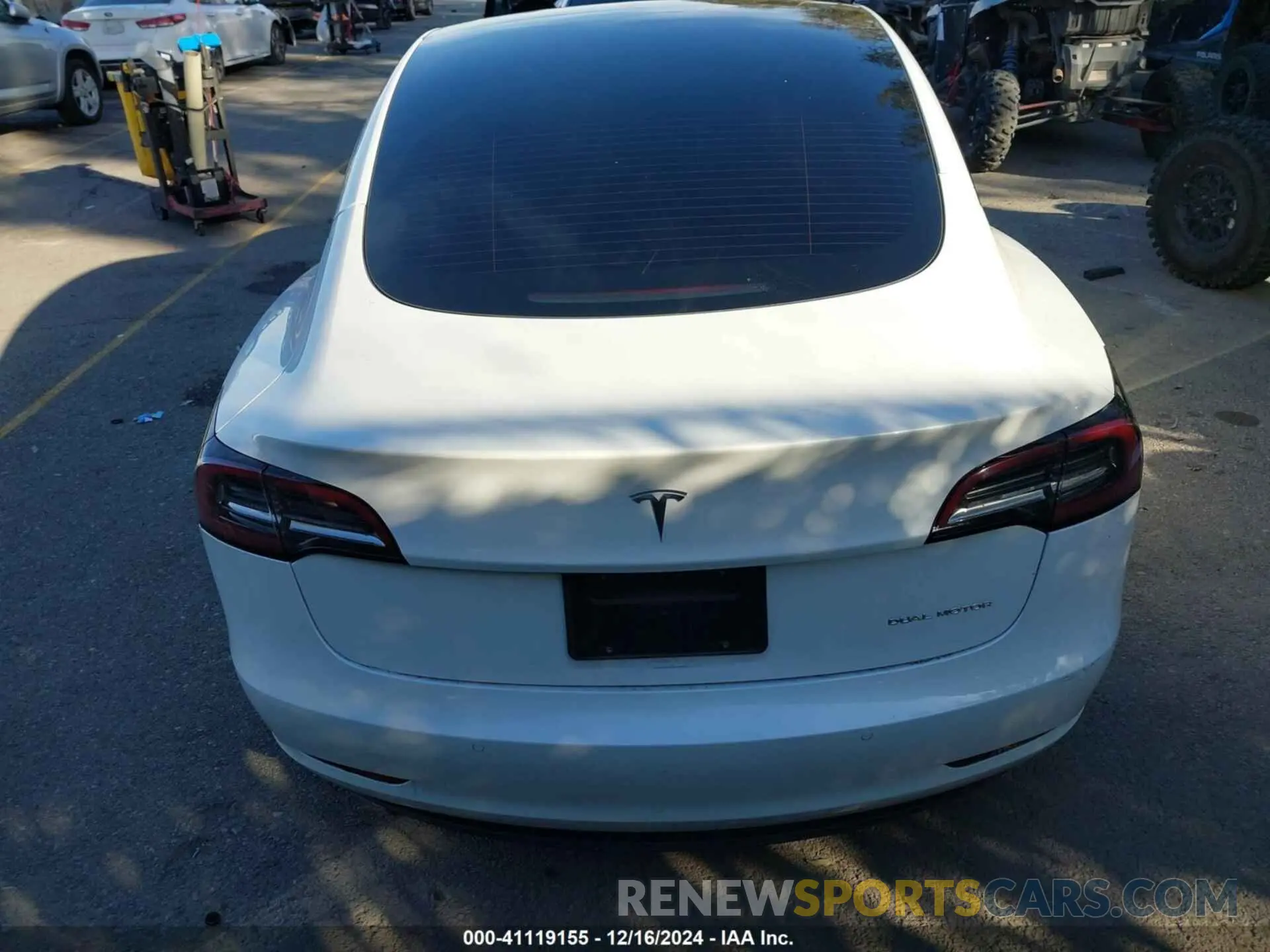 15 fotografías del automóvil dañado 5YJ3E1EB8NF296103 TESLA MODEL 3 2022
