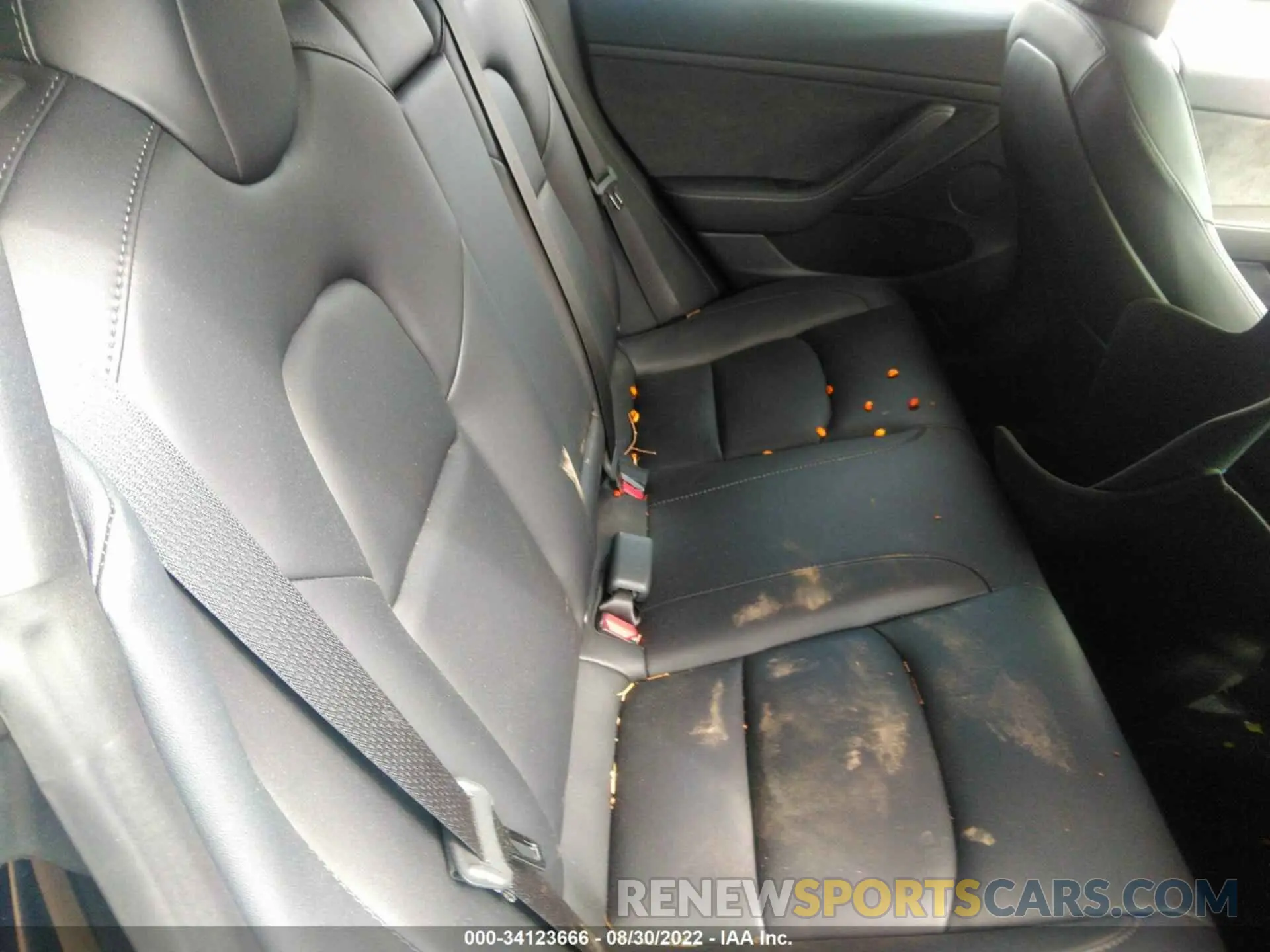 8 fotografías del automóvil dañado 5YJ3E1EB8NF311425 TESLA MODEL 3 2022