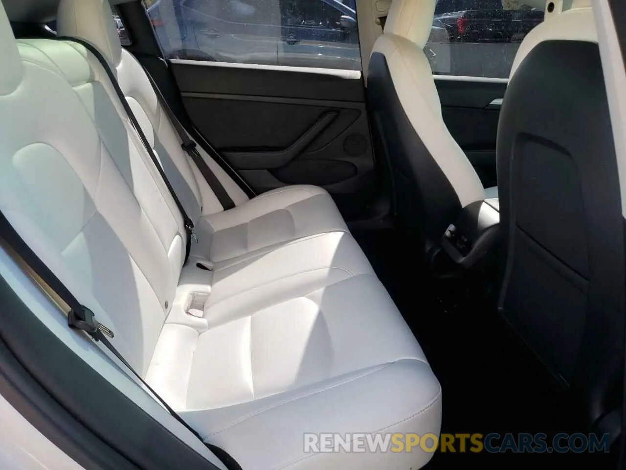 10 fotografías del automóvil dañado 5YJ3E1EB8NF315619 TESLA MODEL 3 2022