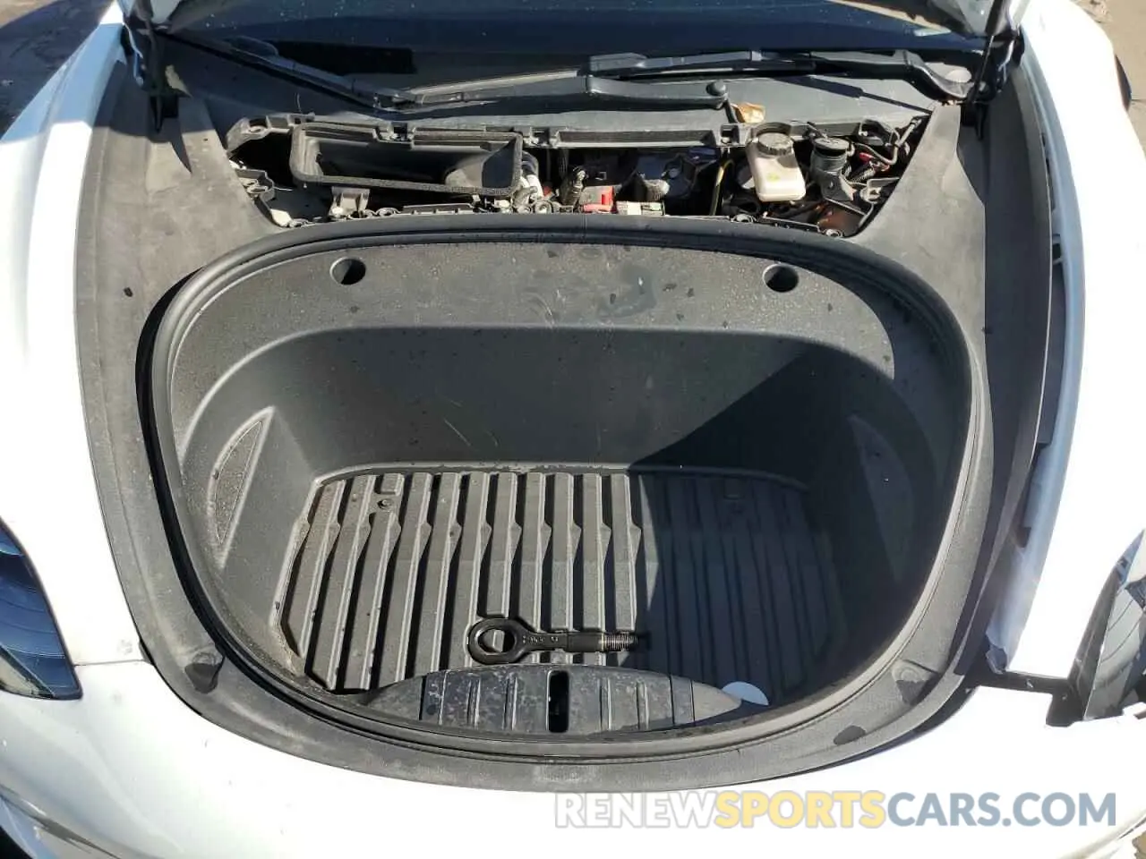 11 fotografías del automóvil dañado 5YJ3E1EB8NF315619 TESLA MODEL 3 2022