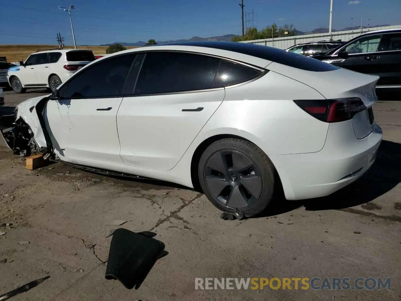 2 fotografías del automóvil dañado 5YJ3E1EB8NF315619 TESLA MODEL 3 2022