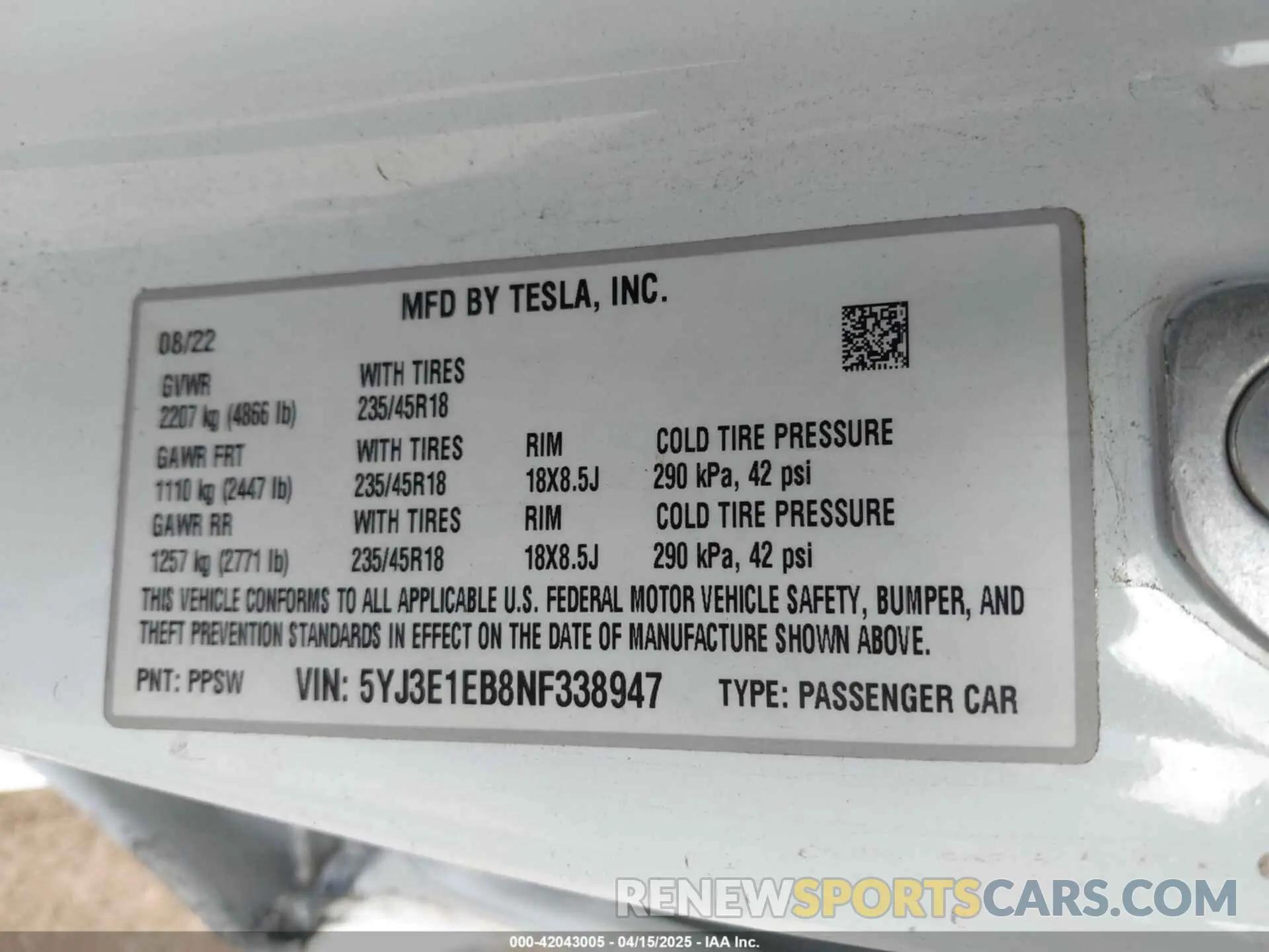 9 fotografías del automóvil dañado 5YJ3E1EB8NF338947 TESLA MODEL 3 2022