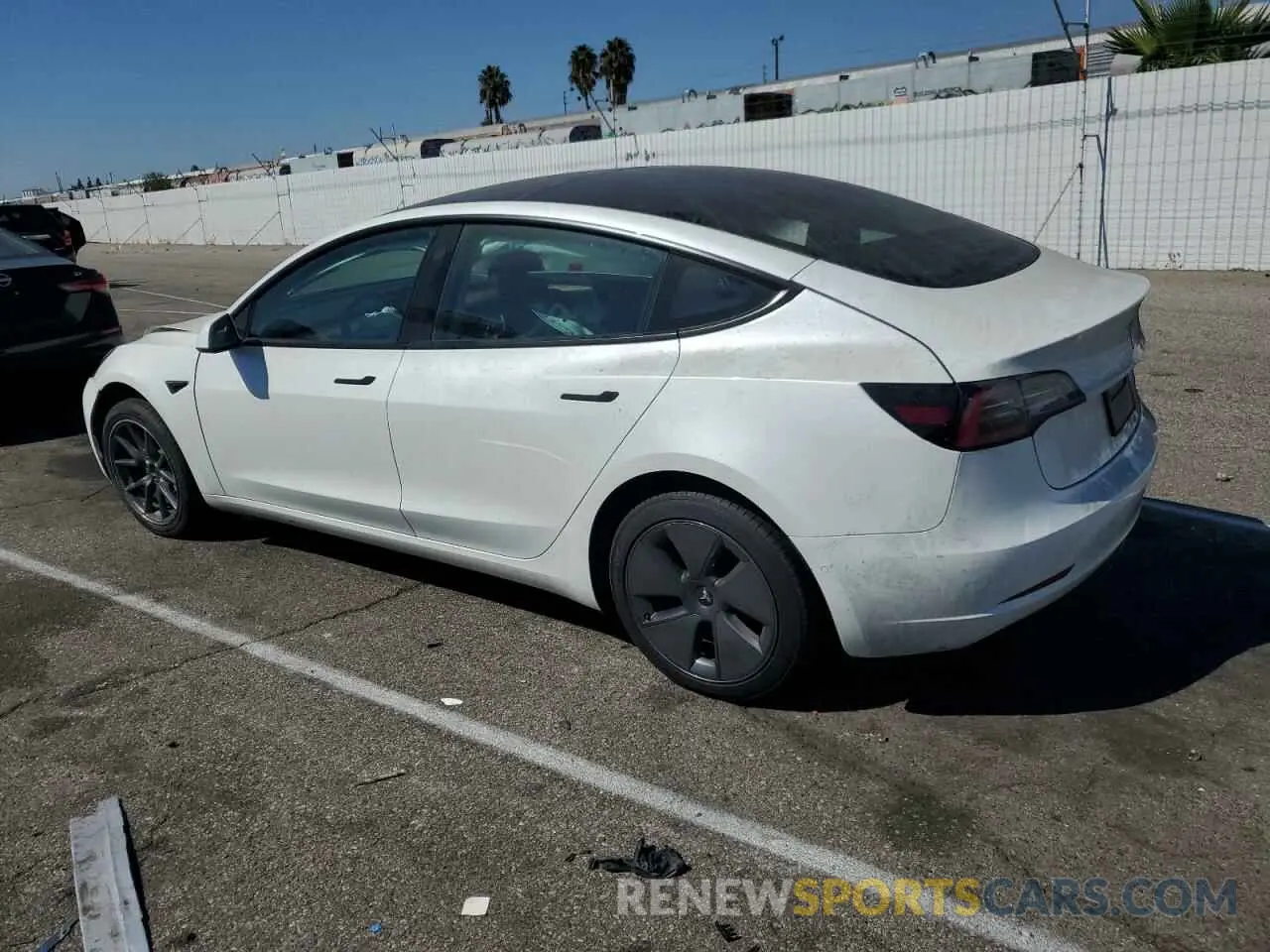 2 fotografías del automóvil dañado 5YJ3E1EB8NF357630 TESLA MODEL 3 2022