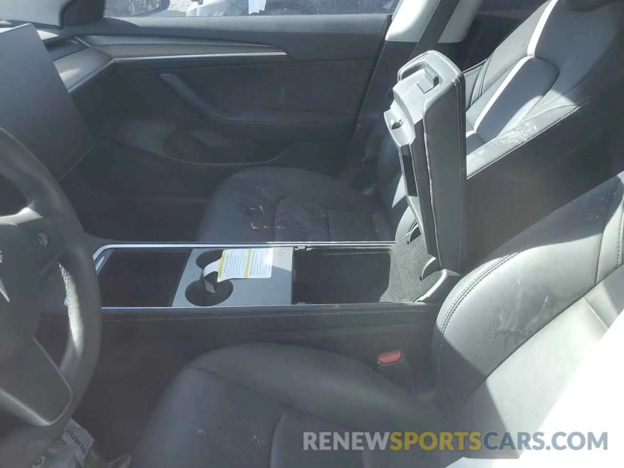 8 fotografías del automóvil dañado 5YJ3E1EB9NF158876 TESLA MODEL 3 2022
