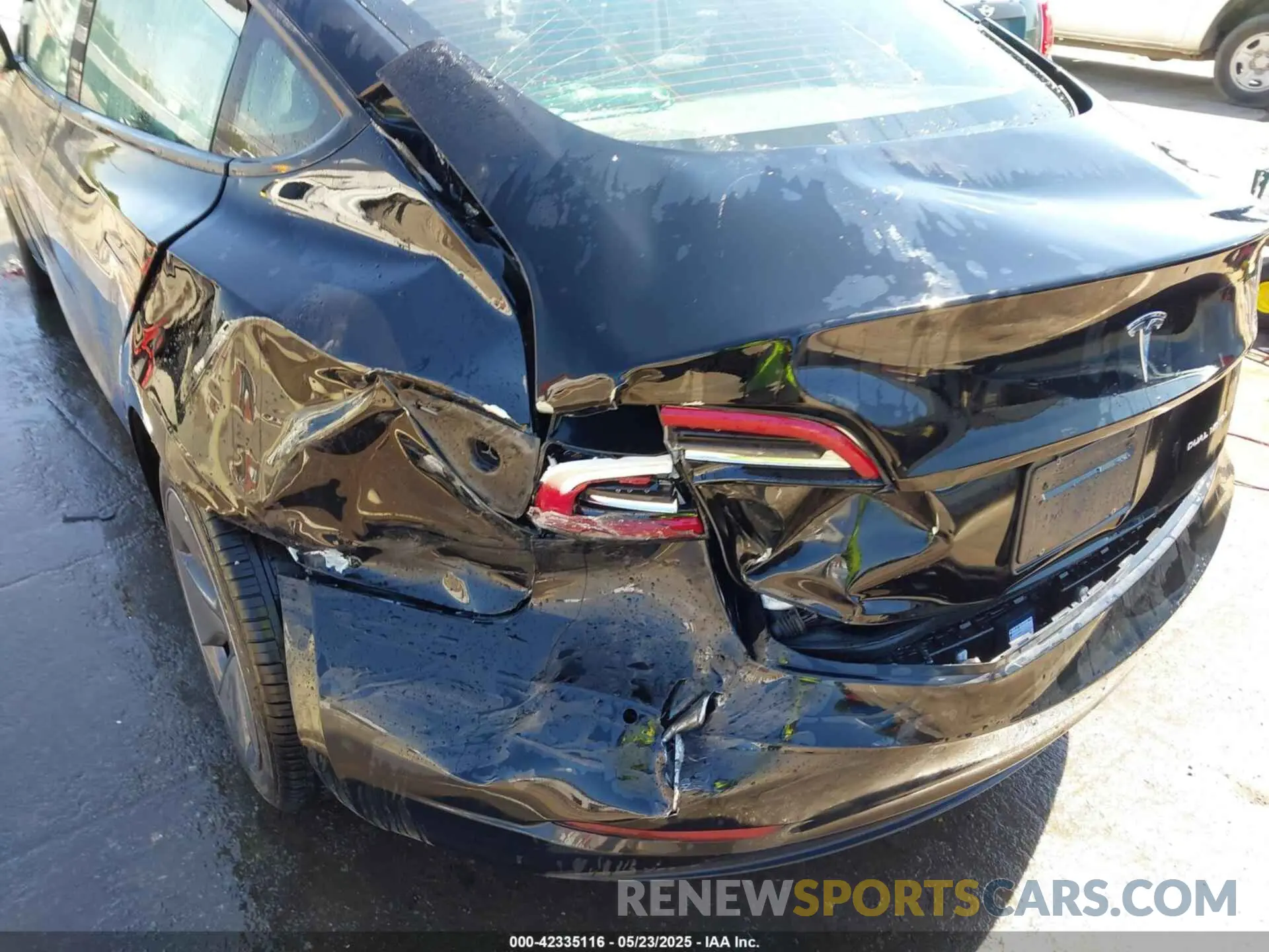 18 fotografías del automóvil dañado 5YJ3E1EB9NF192719 TESLA MODEL 3 2022