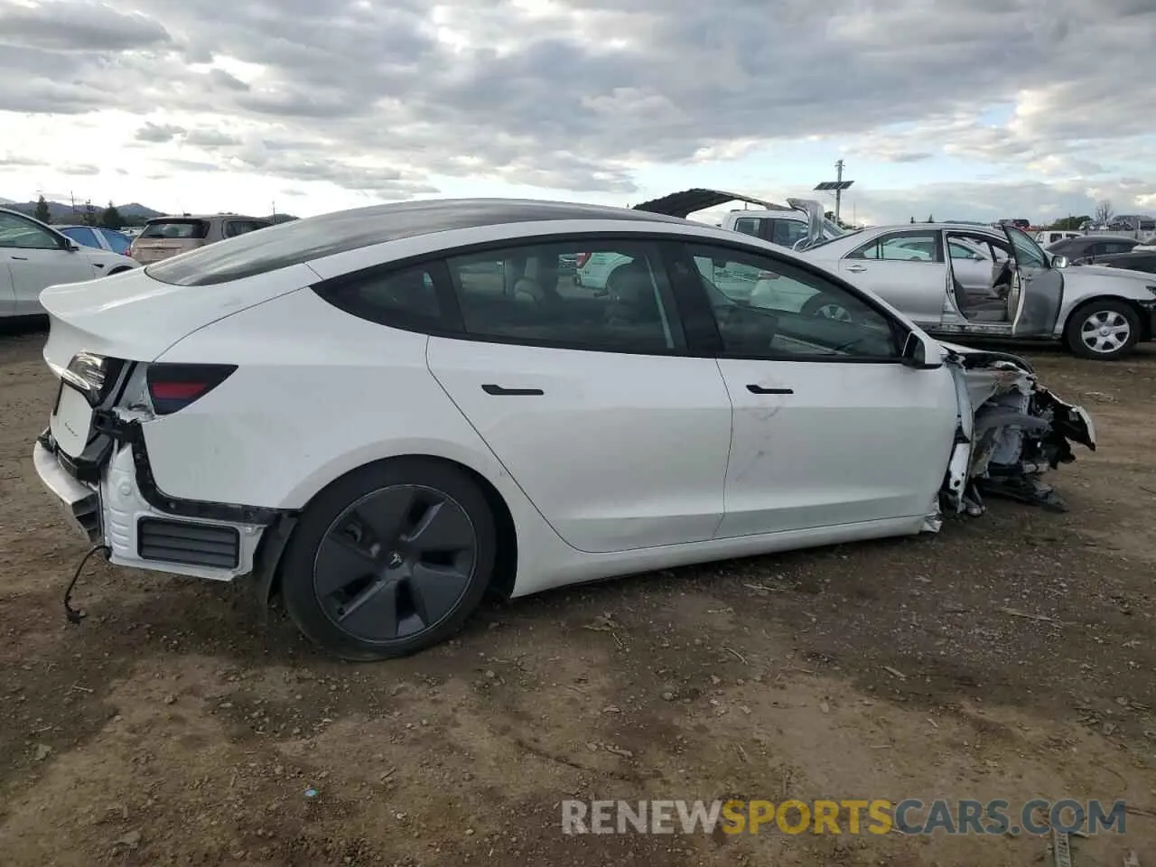 3 fotografías del automóvil dañado 5YJ3E1EB9NF207364 TESLA MODEL 3 2022