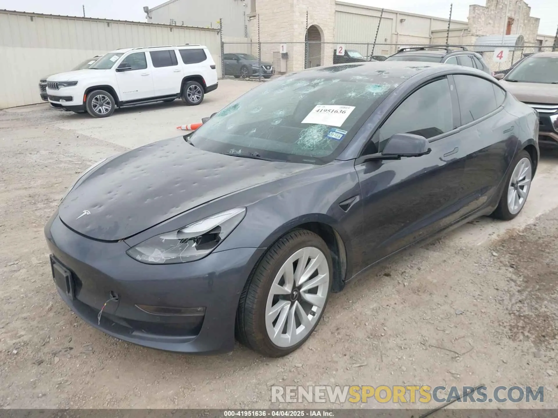 2 fotografías del automóvil dañado 5YJ3E1EB9NF208420 TESLA MODEL 3 2022