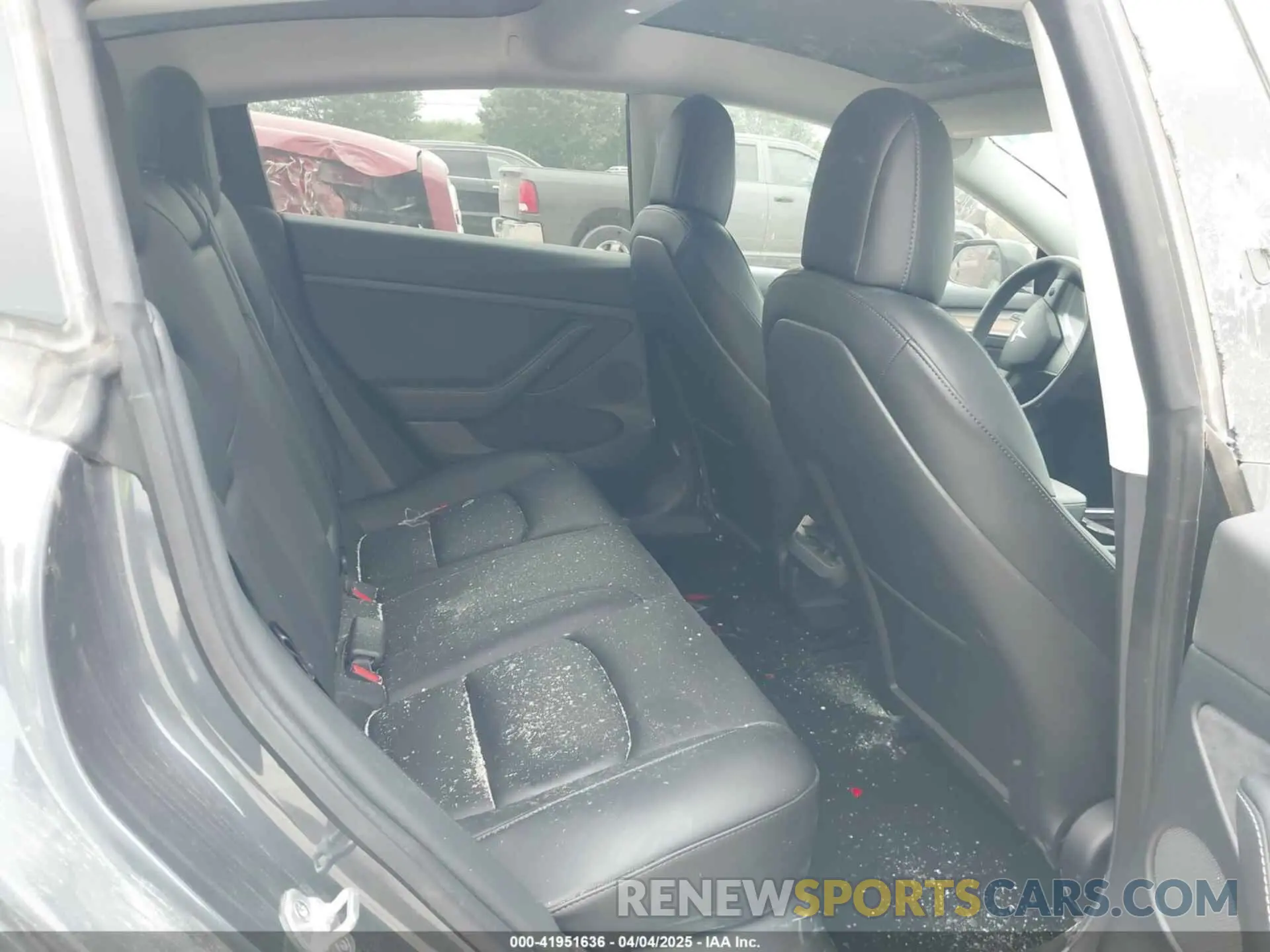 8 fotografías del automóvil dañado 5YJ3E1EB9NF208420 TESLA MODEL 3 2022