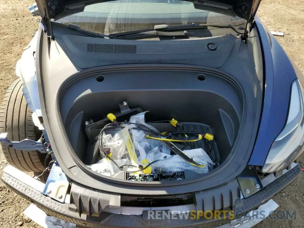 11 fotografías del automóvil dañado 5YJ3E1EB9NF298507 TESLA MODEL 3 2022