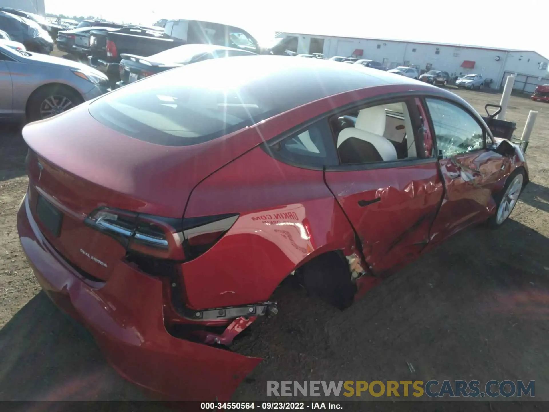 3 fotografías del automóvil dañado 5YJ3E1EB9NF299673 TESLA MODEL 3 2022