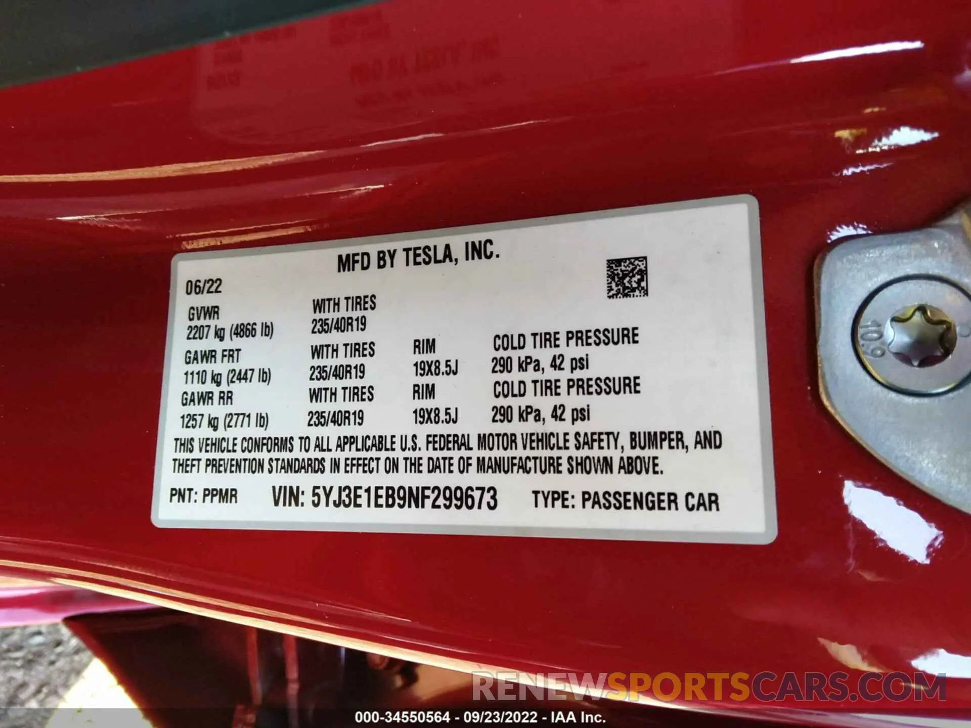 8 fotografías del automóvil dañado 5YJ3E1EB9NF299673 TESLA MODEL 3 2022