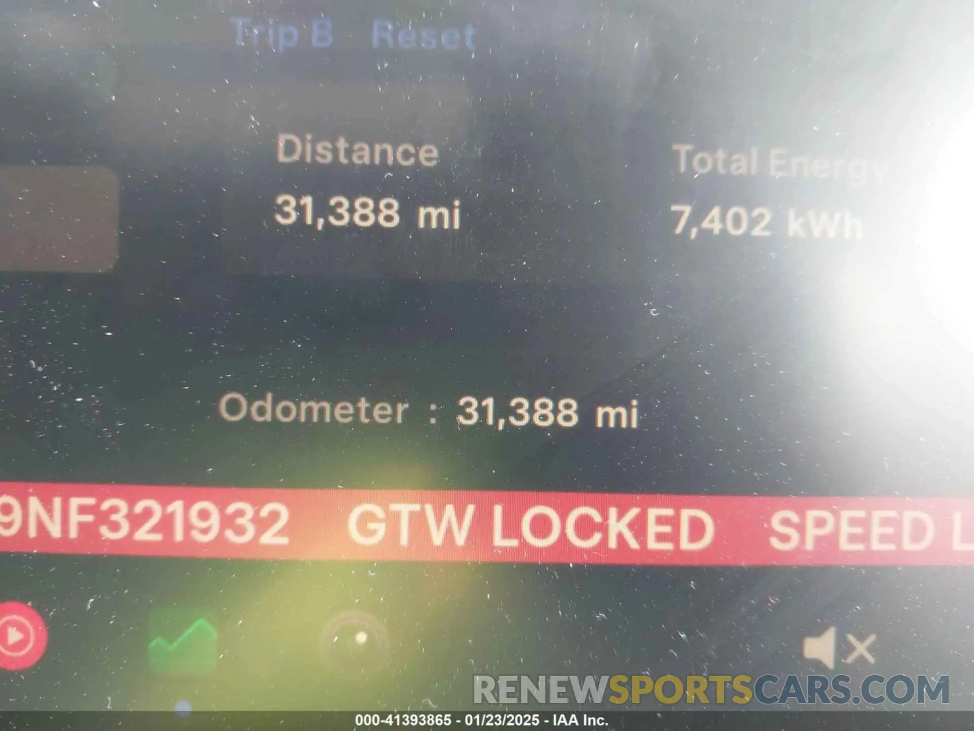 16 fotografías del automóvil dañado 5YJ3E1EB9NF321932 TESLA MODEL 3 2022