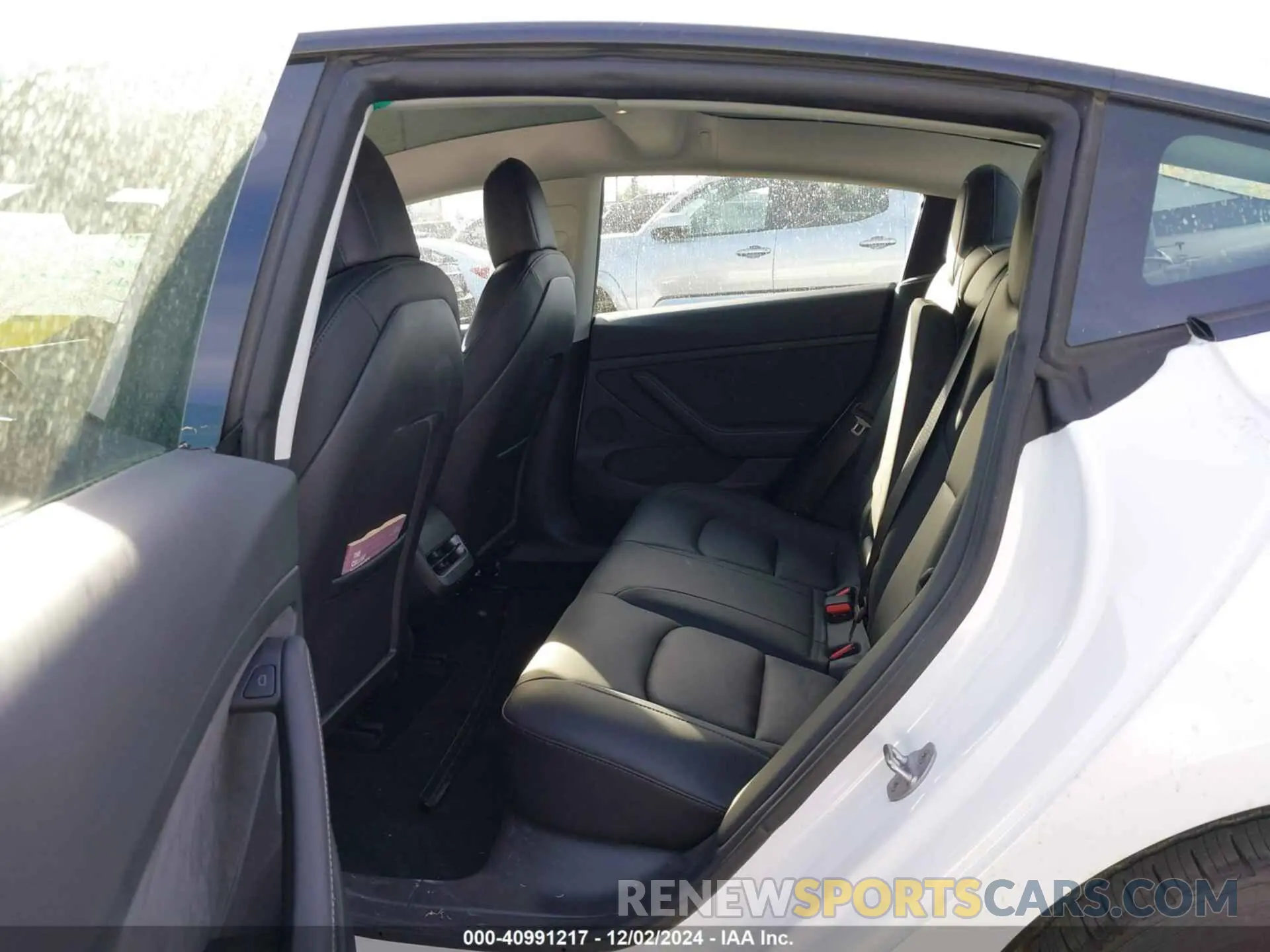 8 fotografías del automóvil dañado 5YJ3E1EBXNF118340 TESLA MODEL 3 2022