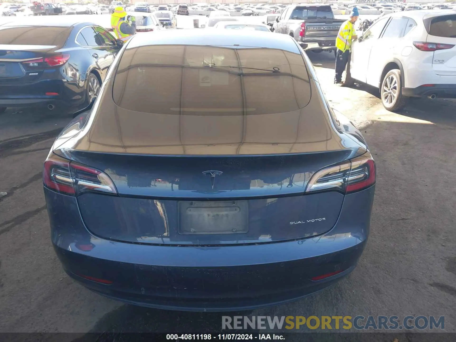 17 fotografías del automóvil dañado 5YJ3E1EBXNF124073 TESLA MODEL 3 2022
