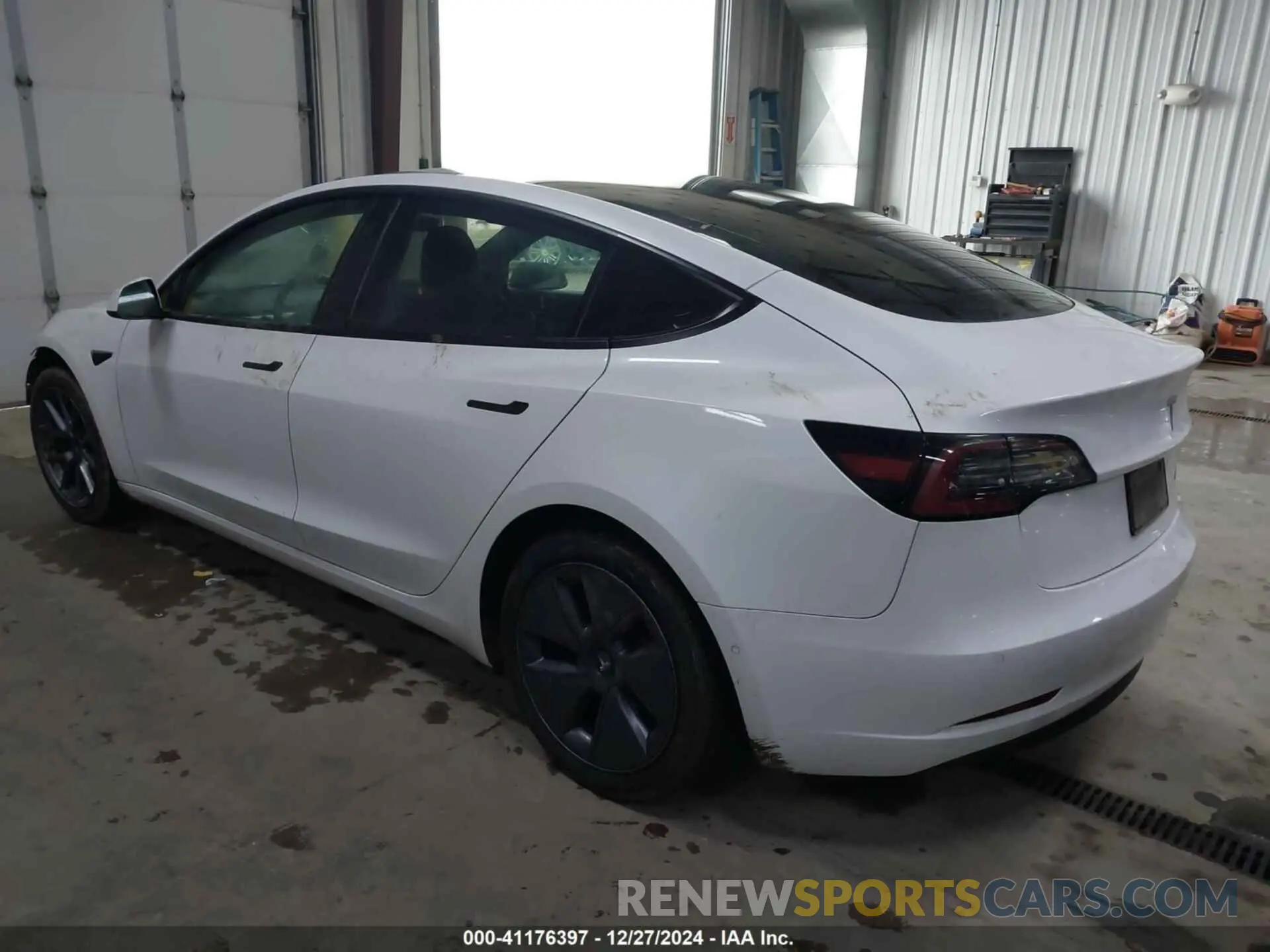 3 fotografías del automóvil dañado 5YJ3E1EBXNF182300 TESLA MODEL 3 2022