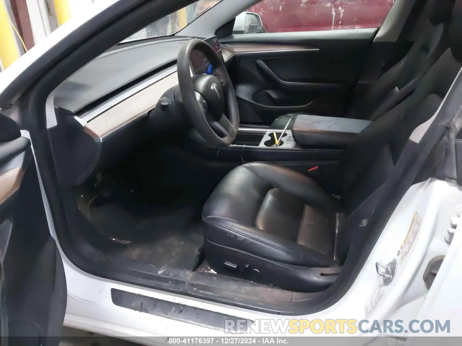 5 fotografías del automóvil dañado 5YJ3E1EBXNF182300 TESLA MODEL 3 2022