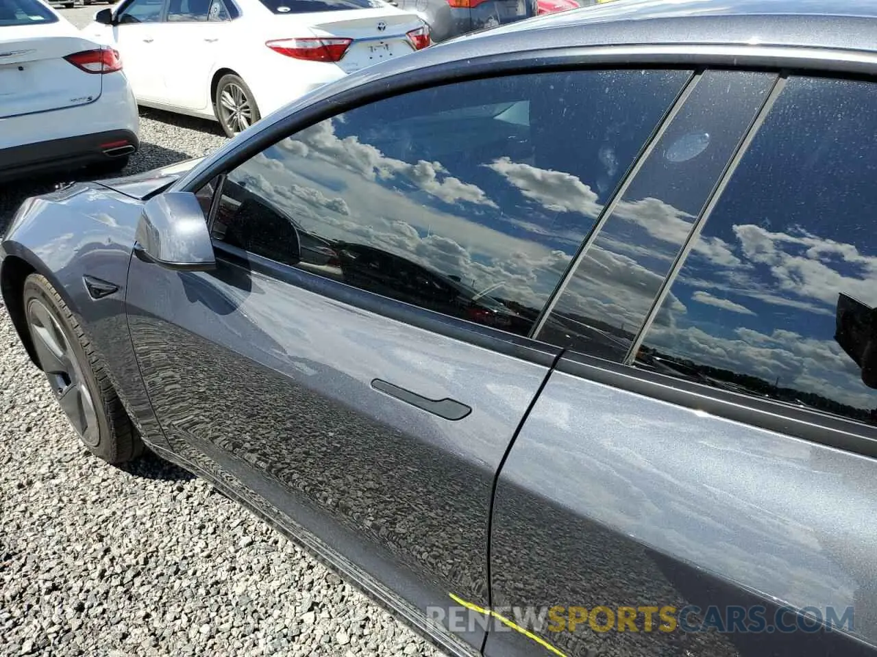 8 fotografías del automóvil dañado 5YJ3E1EBXNF287404 TESLA MODEL 3 2022