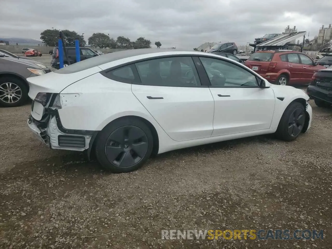 3 fotografías del automóvil dañado 5YJ3E1EBXNF298483 TESLA MODEL 3 2022