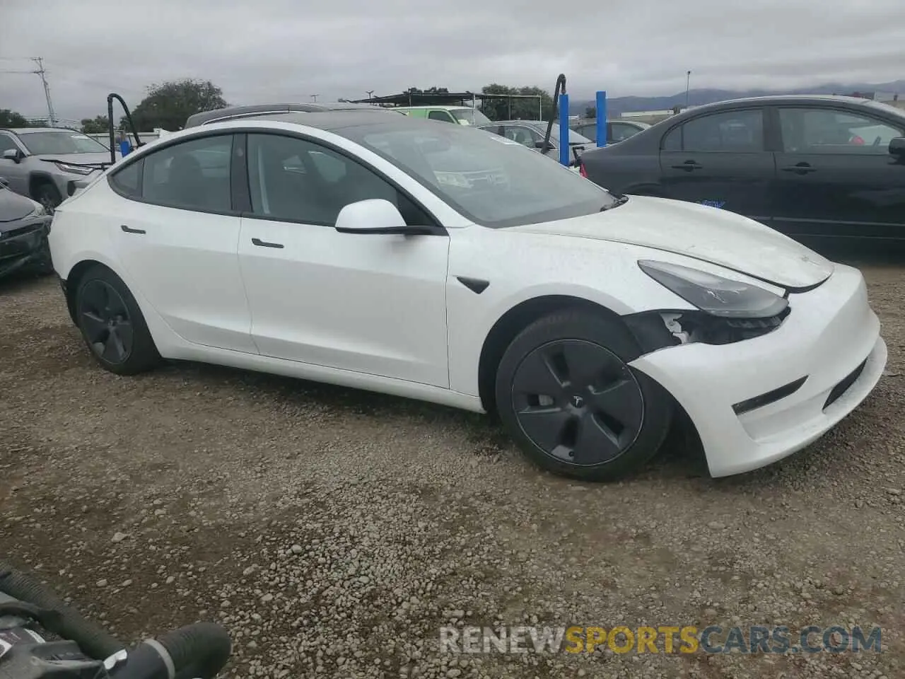 4 fotografías del automóvil dañado 5YJ3E1EBXNF298483 TESLA MODEL 3 2022
