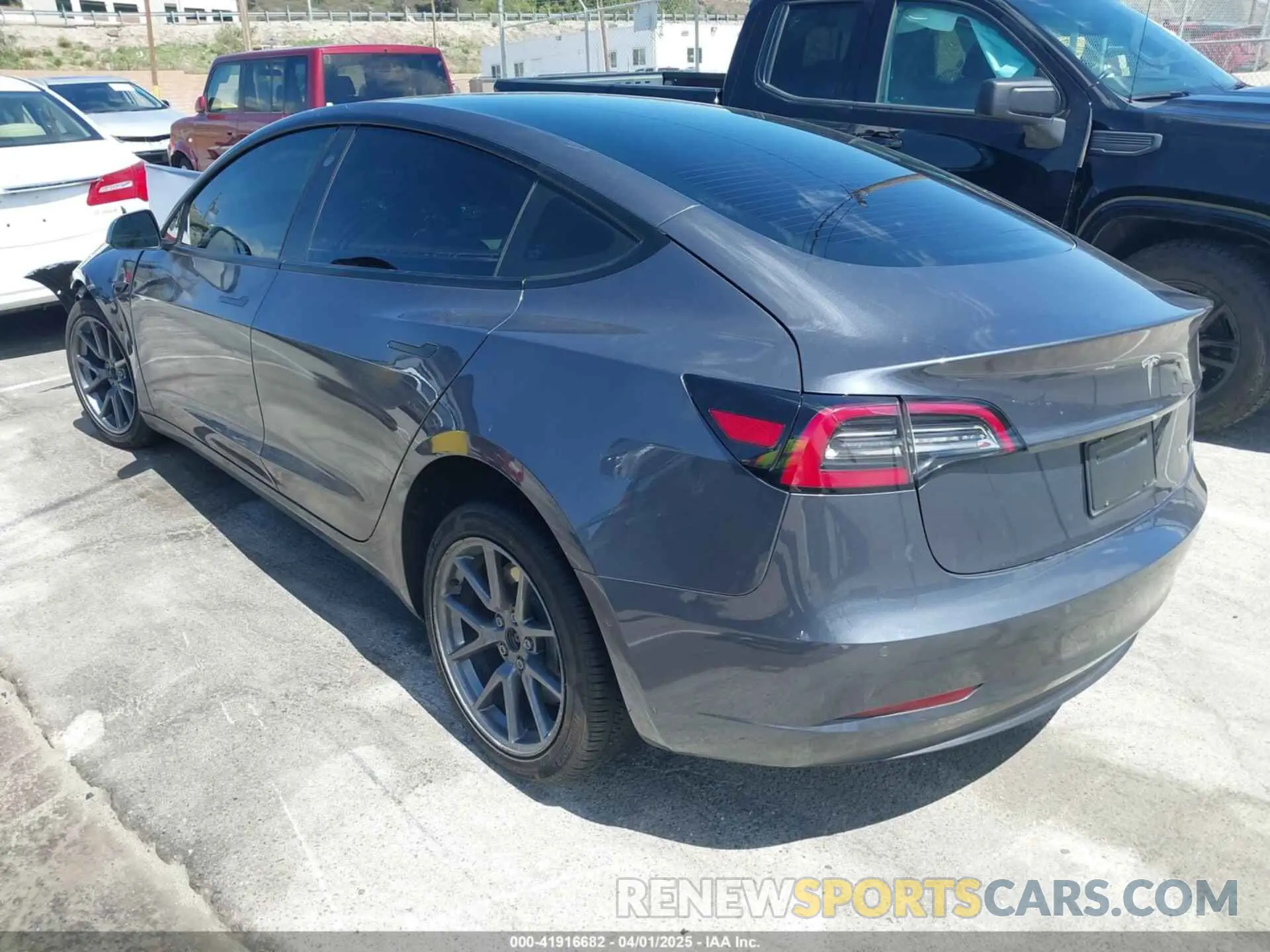 3 fotografías del automóvil dañado 5YJ3E1EBXNF311815 TESLA MODEL 3 2022