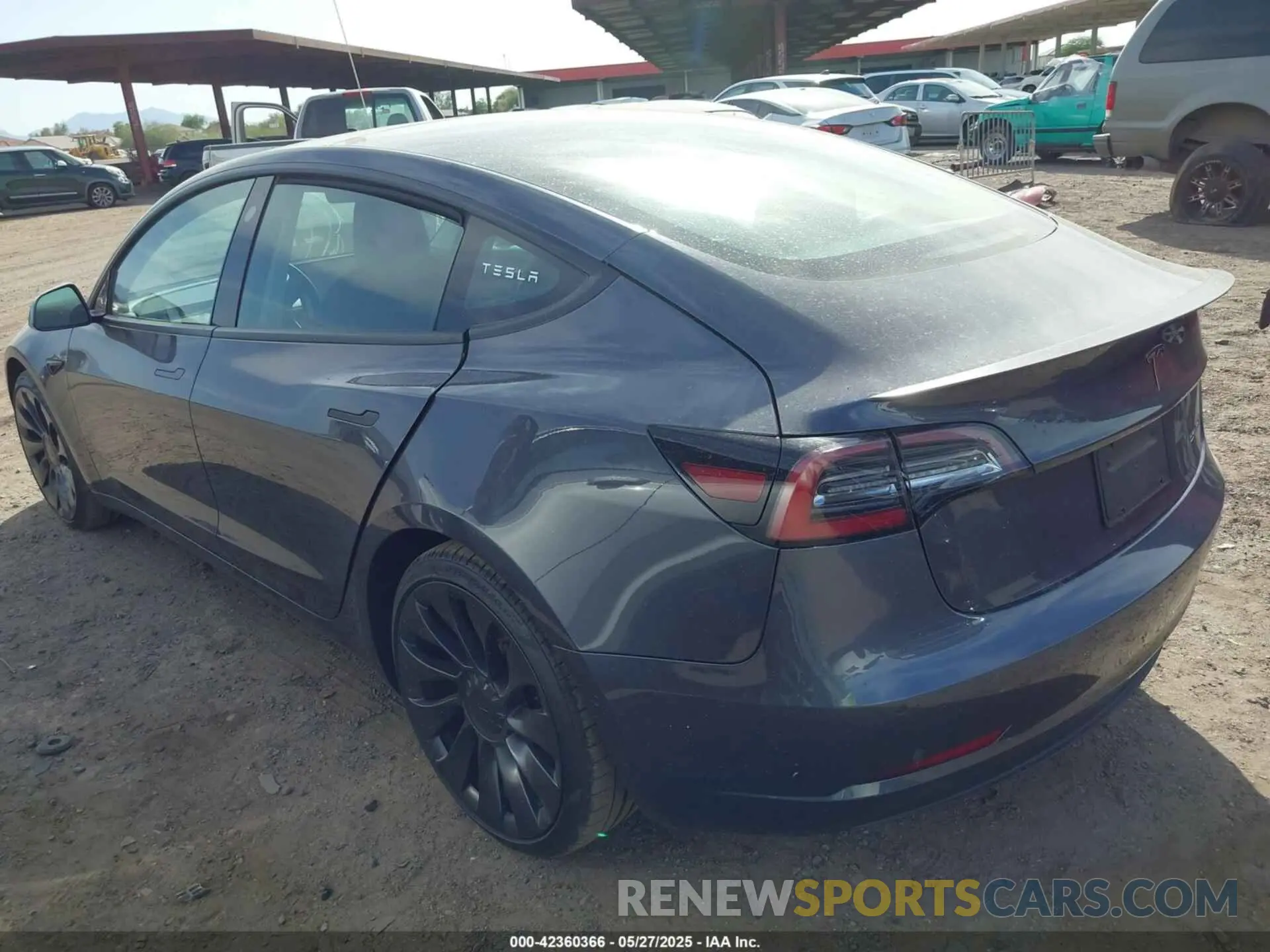 3 fotografías del automóvil dañado 5YJ3E1EC0NF165739 TESLA MODEL 3 2022