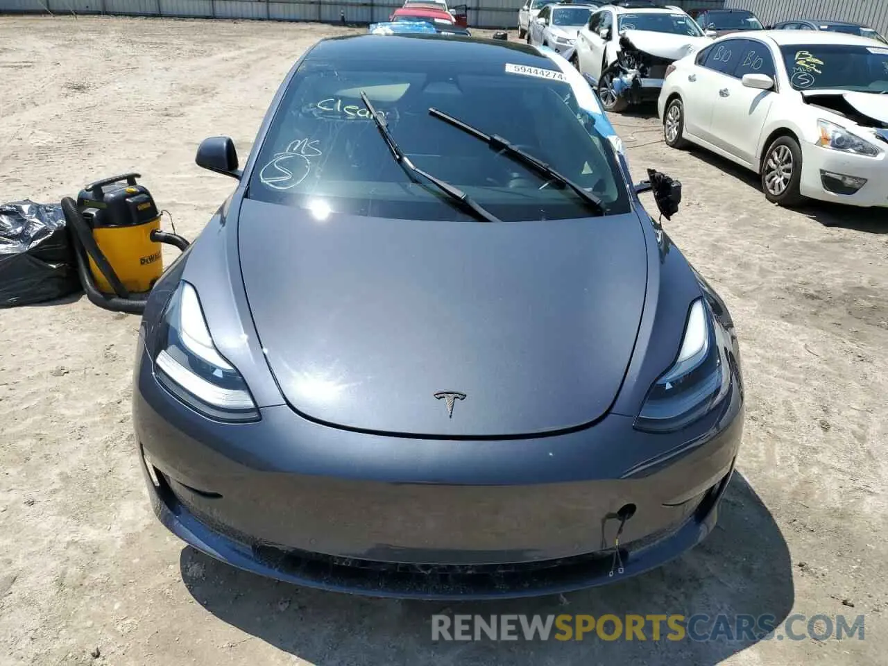 5 fotografías del automóvil dañado 5YJ3E1EC0NF261869 TESLA MODEL 3 2022