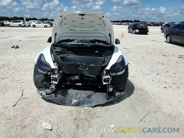 11 fotografías del automóvil dañado 5YJ3E1EC0NF314795 TESLA MODEL 3 2022