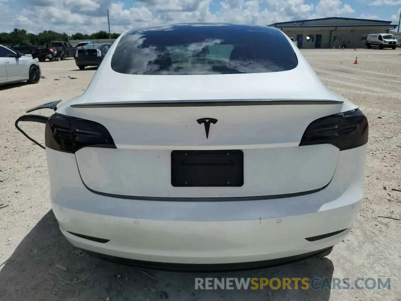 6 fotografías del automóvil dañado 5YJ3E1EC0NF314795 TESLA MODEL 3 2022