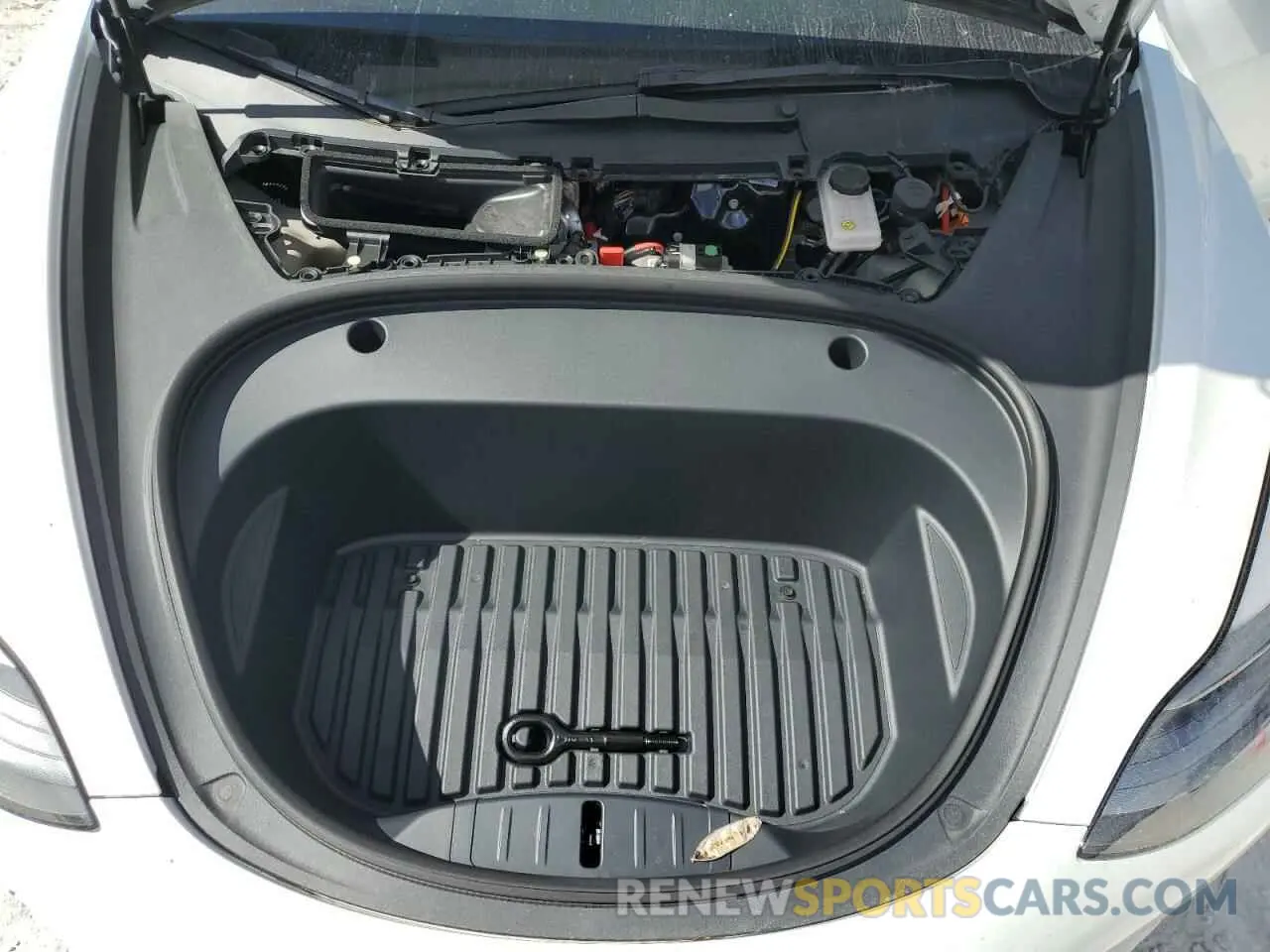 11 fotografías del automóvil dañado 5YJ3E1EC0NF330558 TESLA MODEL 3 2022