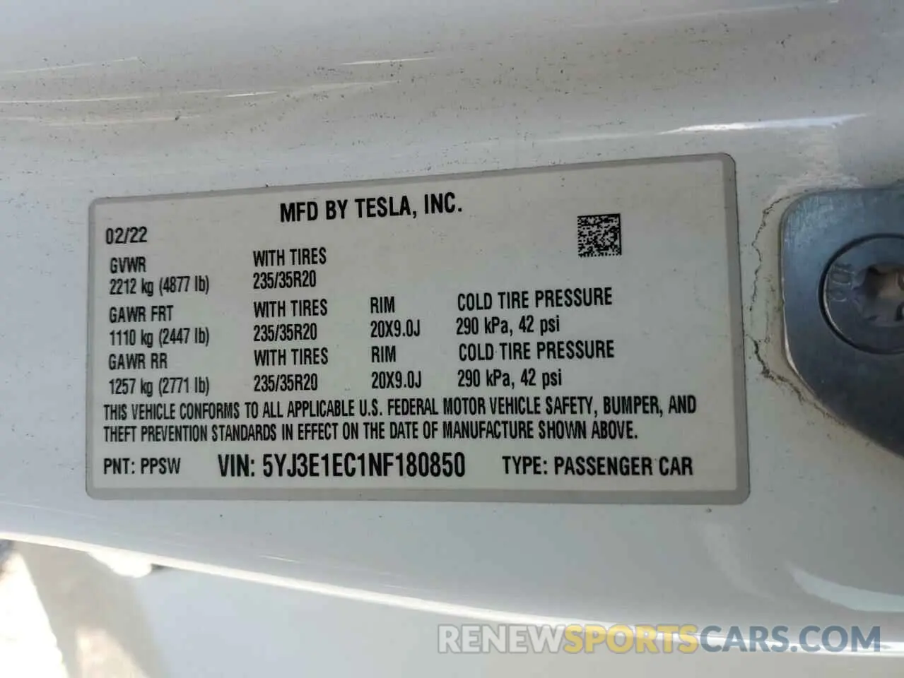 13 fotografías del automóvil dañado 5YJ3E1EC1NF180850 TESLA MODEL 3 2022