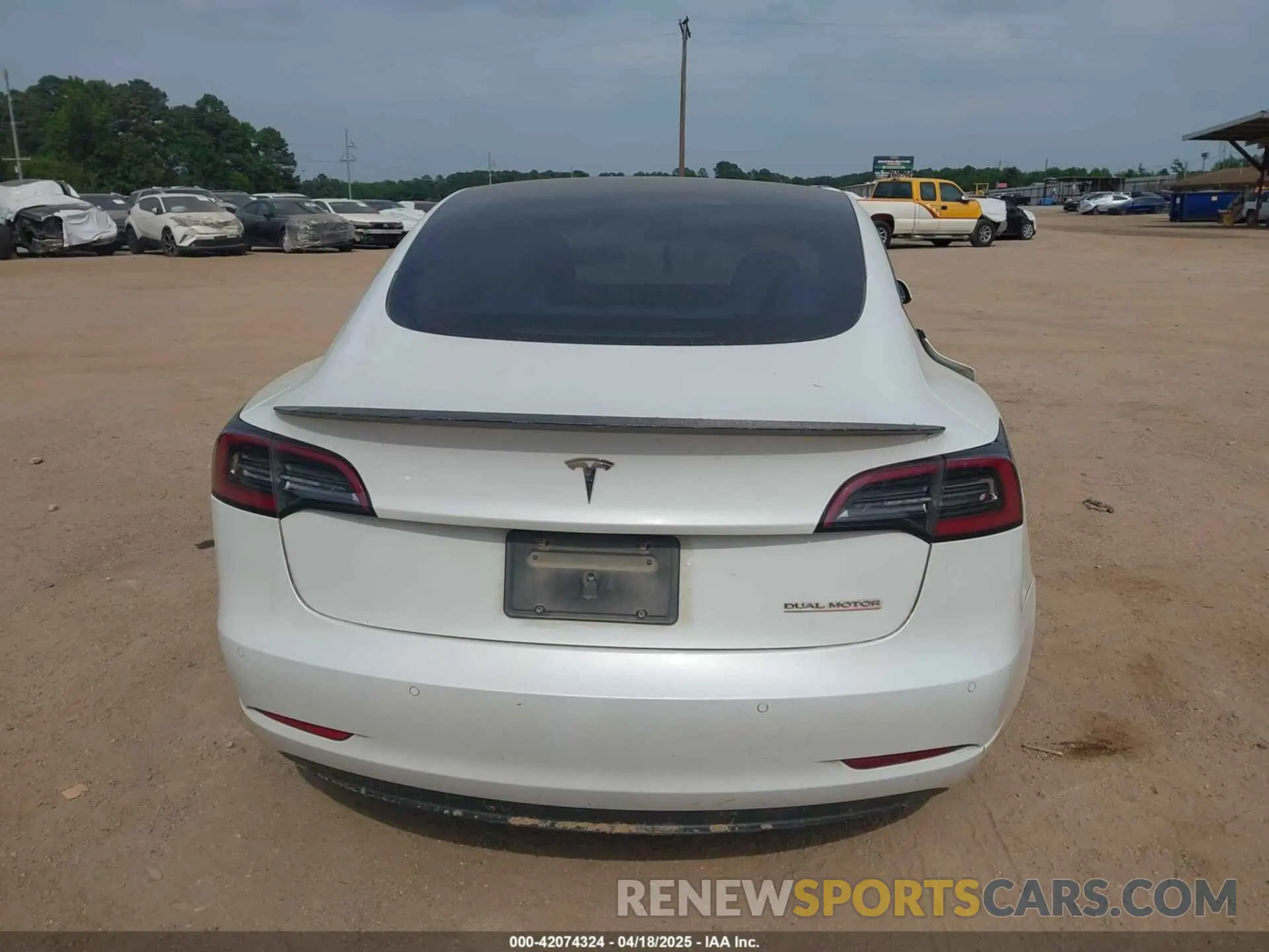 15 fotografías del automóvil dañado 5YJ3E1EC1NF294332 TESLA MODEL 3 2022