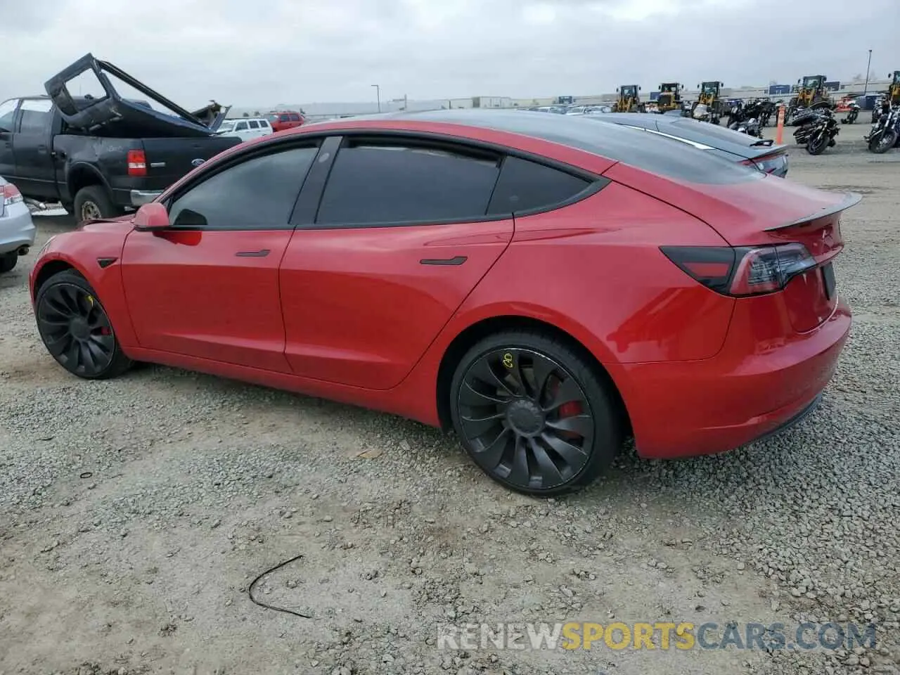 2 fotografías del automóvil dañado 5YJ3E1EC2NF268046 TESLA MODEL 3 2022