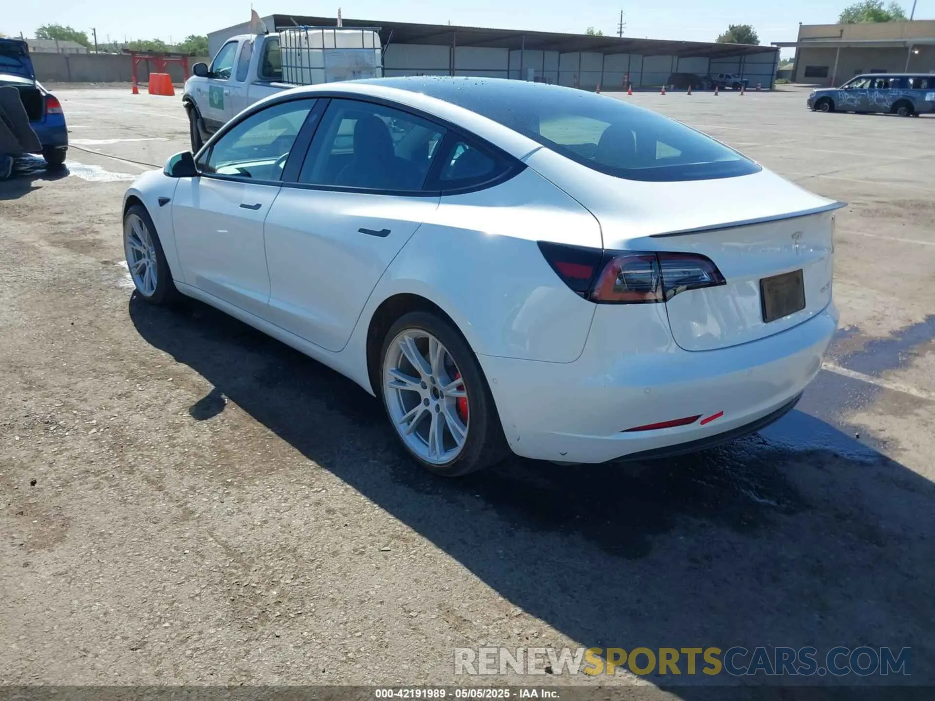 3 fotografías del automóvil dañado 5YJ3E1EC2NF270198 TESLA MODEL 3 2022