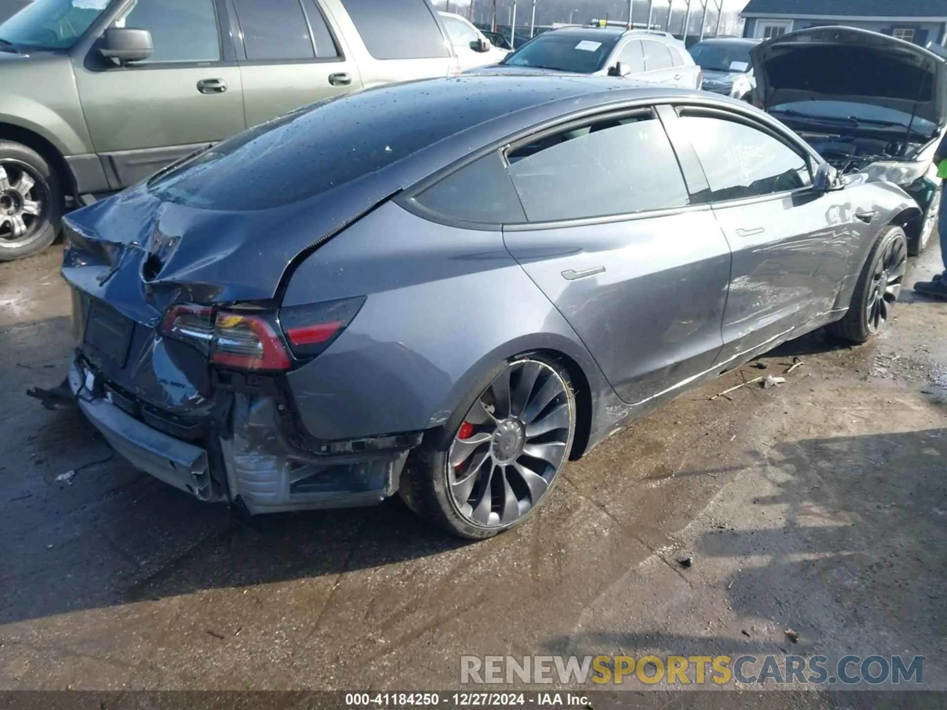 4 fotografías del automóvil dañado 5YJ3E1EC2NF273764 TESLA MODEL 3 2022