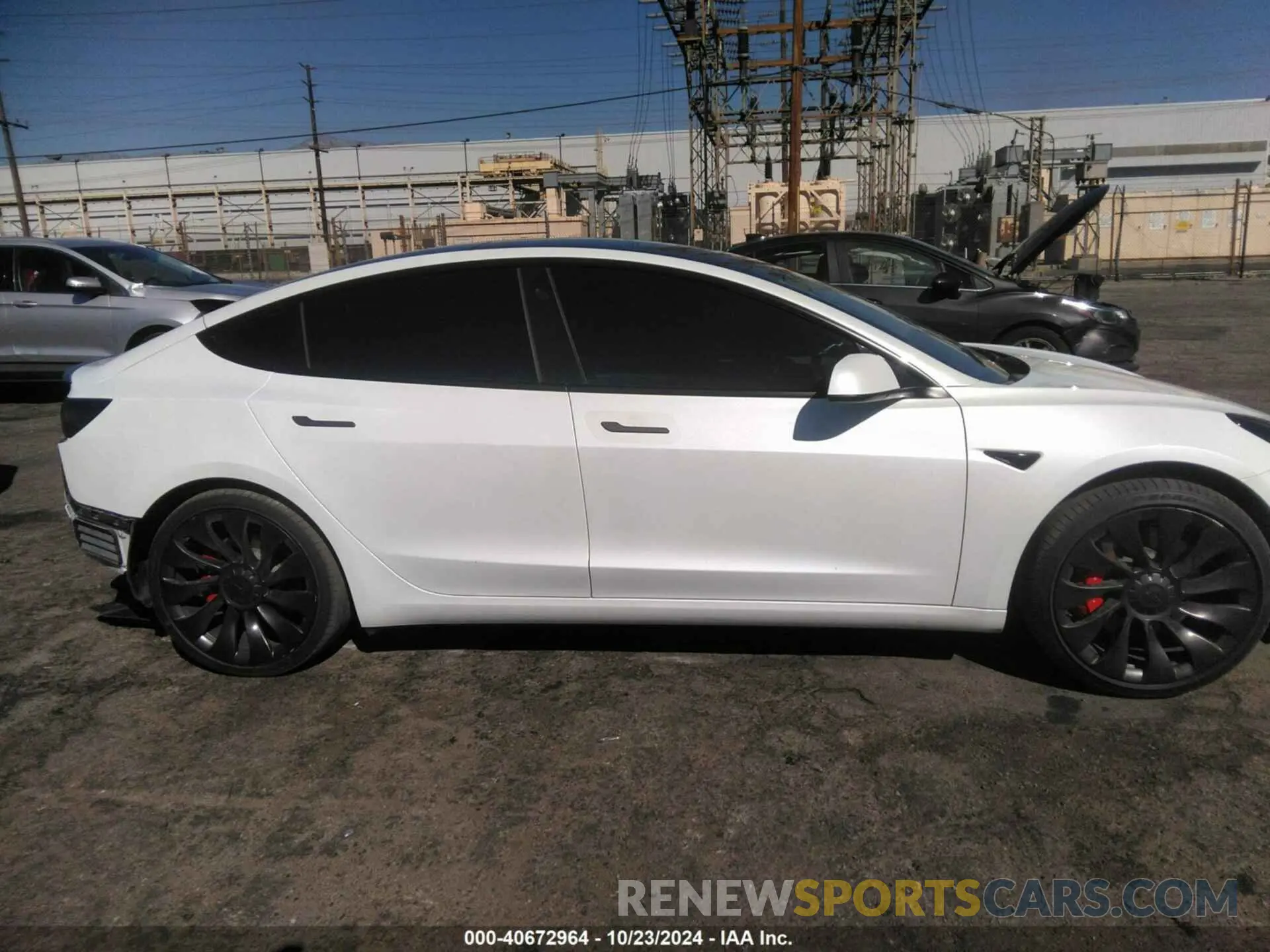 14 fotografías del automóvil dañado 5YJ3E1EC2NF275577 TESLA MODEL 3 2022